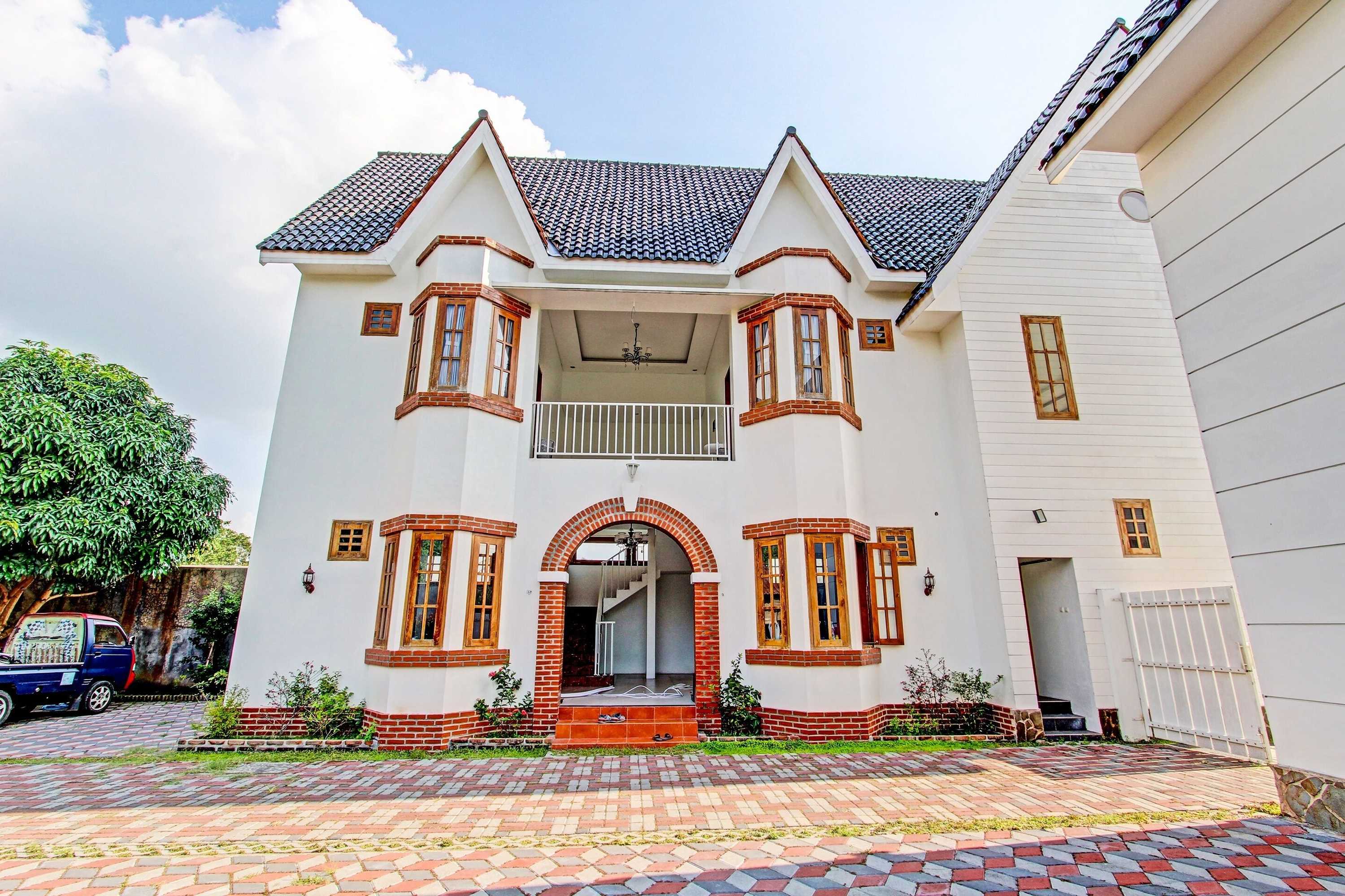 Gift card for Collection O 91629 Ndalem Abhirama Gift card for Collection O 91629 Ndalem Abhirama