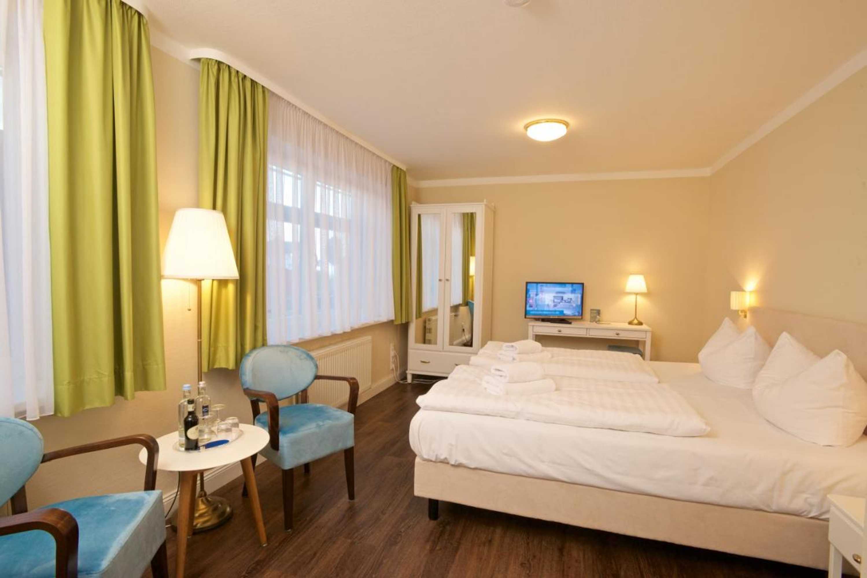 Gift card for Panorama Hotel Lohme/ Greys / Haus Harzendorf / Villa Joksch Gift card for Panorama Hotel Lohme/ Greys / Haus Harzendorf / Villa Joksch