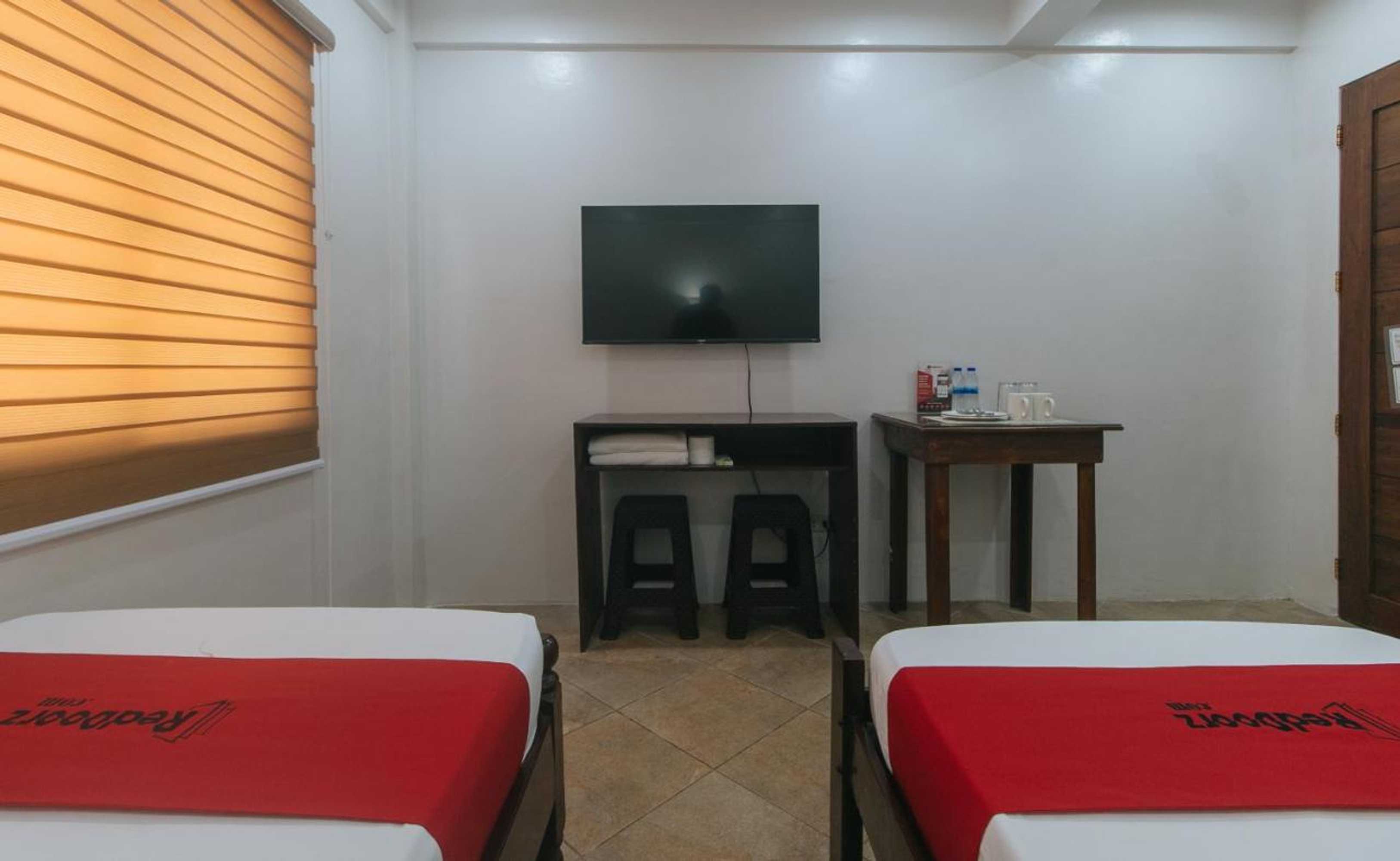 Gift card for Reddoorz at David's Travellers Inn Cavite