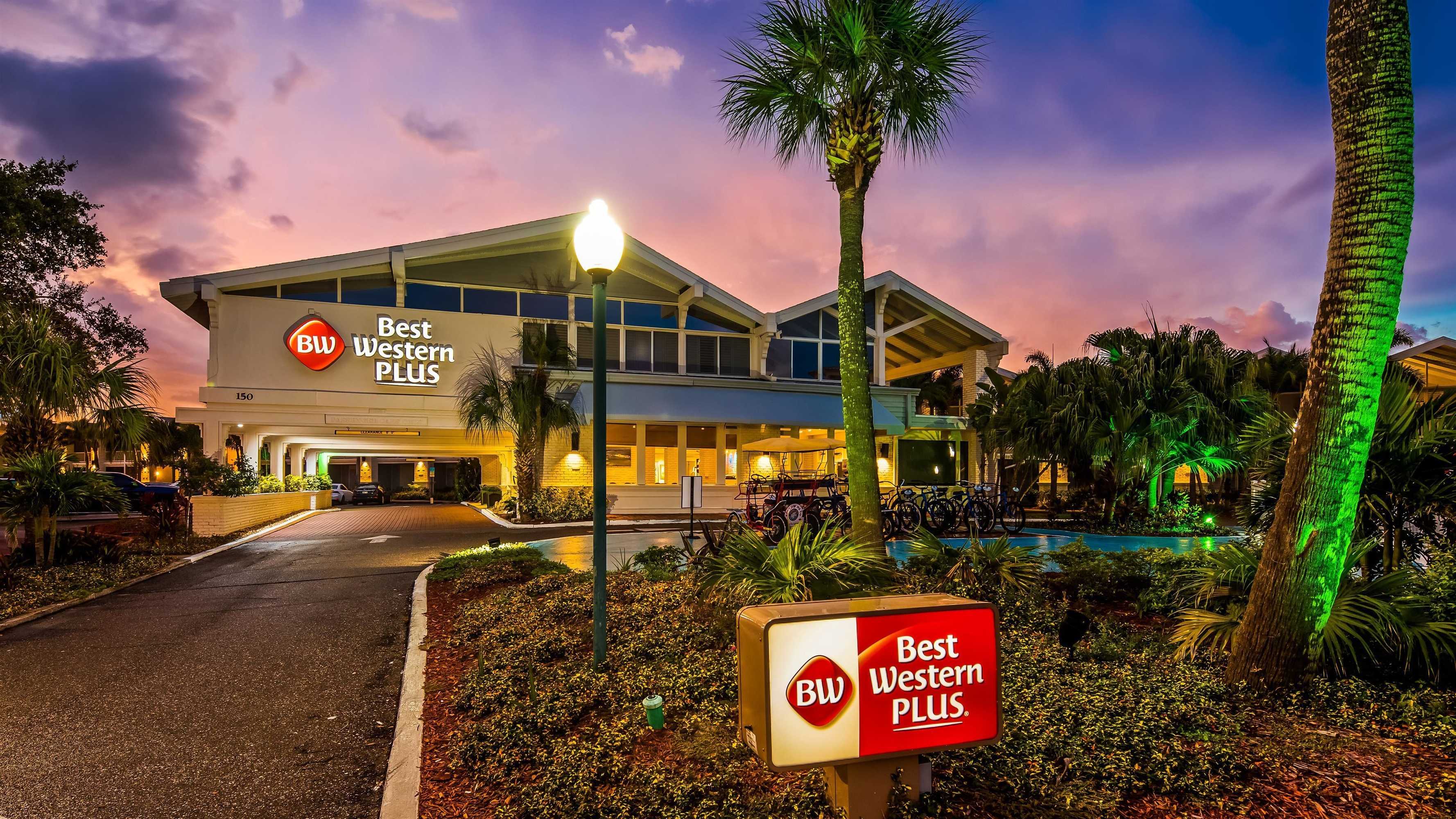 Gift card for Best Western Plus Yacht Harbor Inn Gift card for Best Western Plus Yacht Harbor Inn