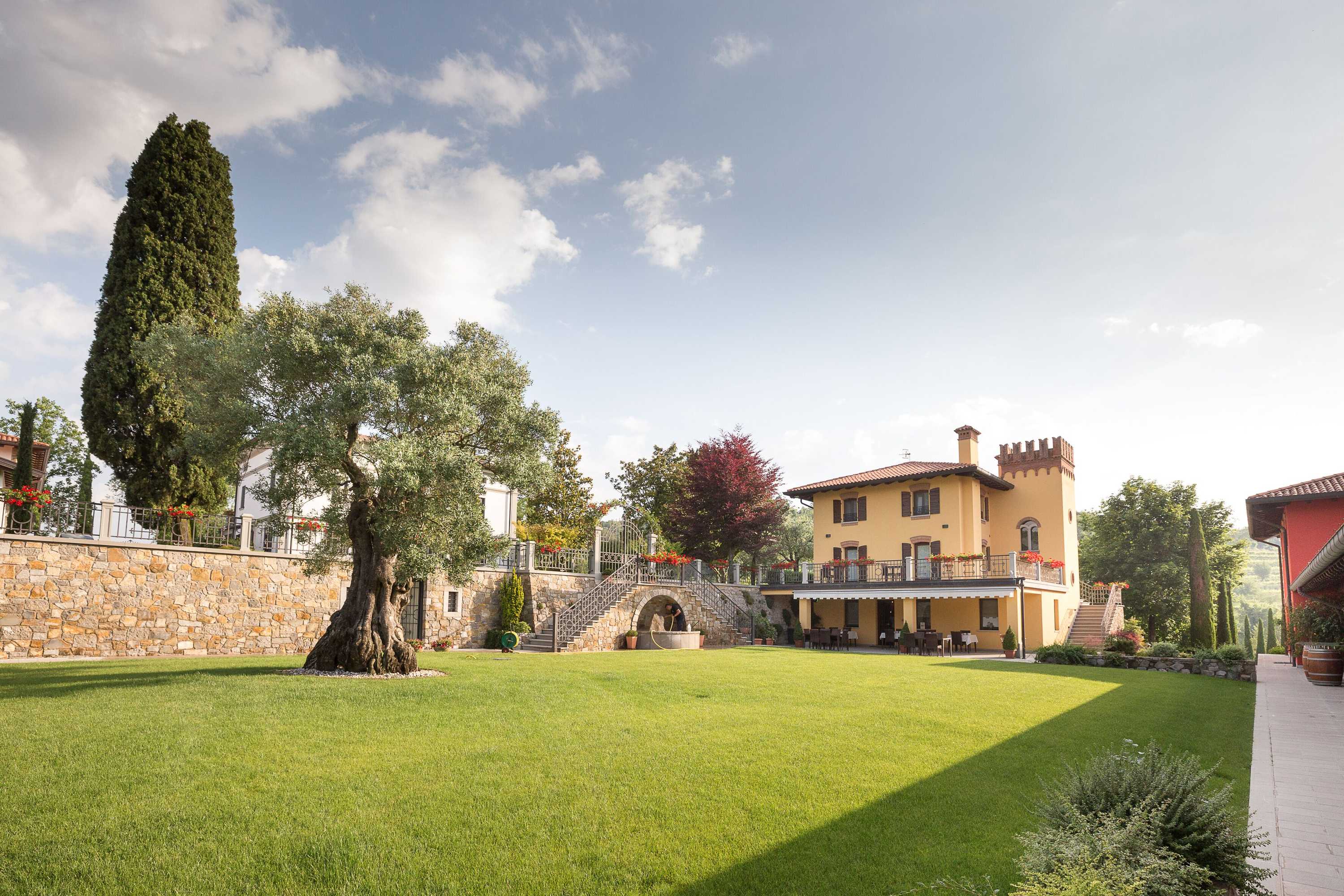 Gift card for Il Roncal Wine Resort - For Wine Lovers Gift card for Il Roncal Wine Resort - For Wine Lovers