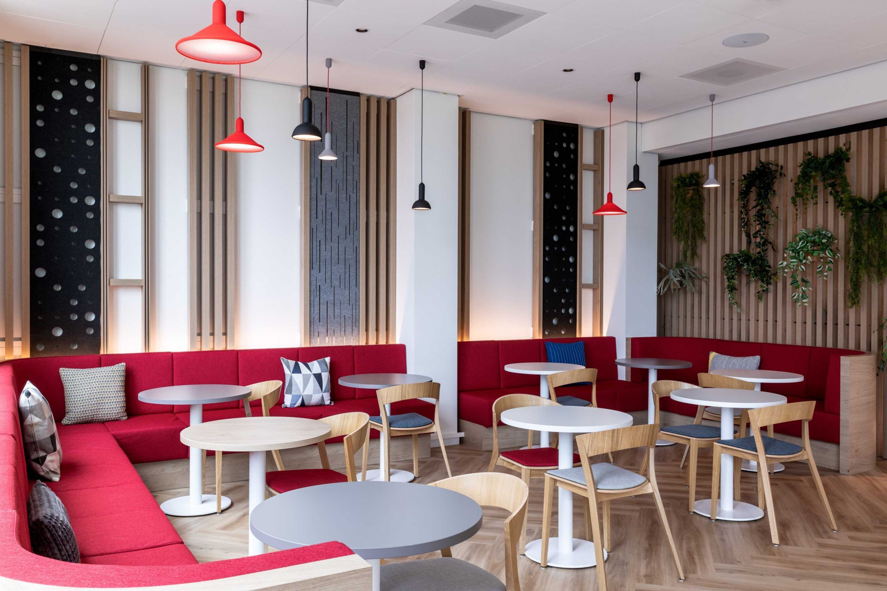 Gift card for Holiday Inn Express Almere by Ihg Gift card for Holiday Inn Express Almere by Ihg
