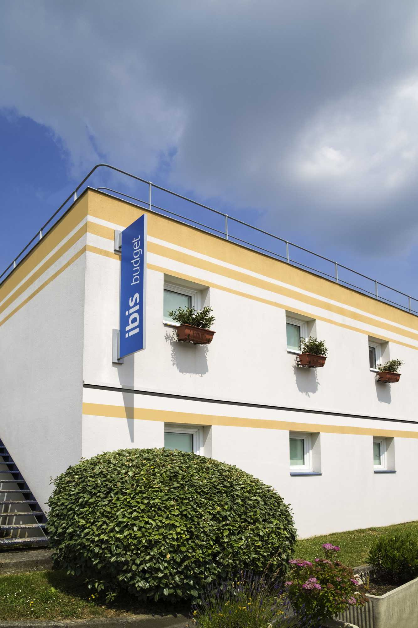Gift card for Ibis Budget Versailles Chateau Saint Cyr Gift card for Ibis Budget Versailles Chateau Saint Cyr