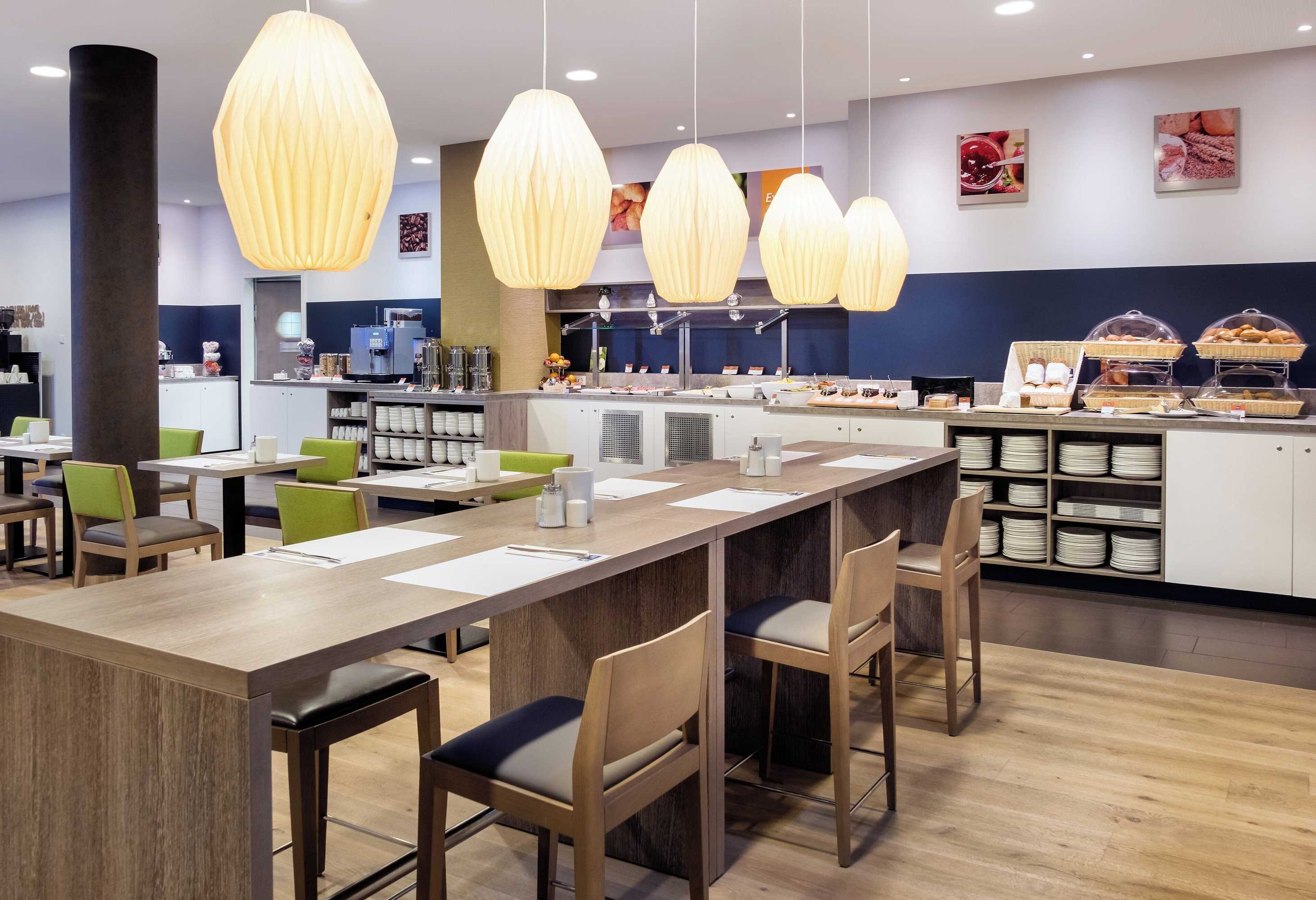 Gift card for Holiday Inn Express Friedrichshafen by Ihg Gift card for Holiday Inn Express Friedrichshafen by Ihg