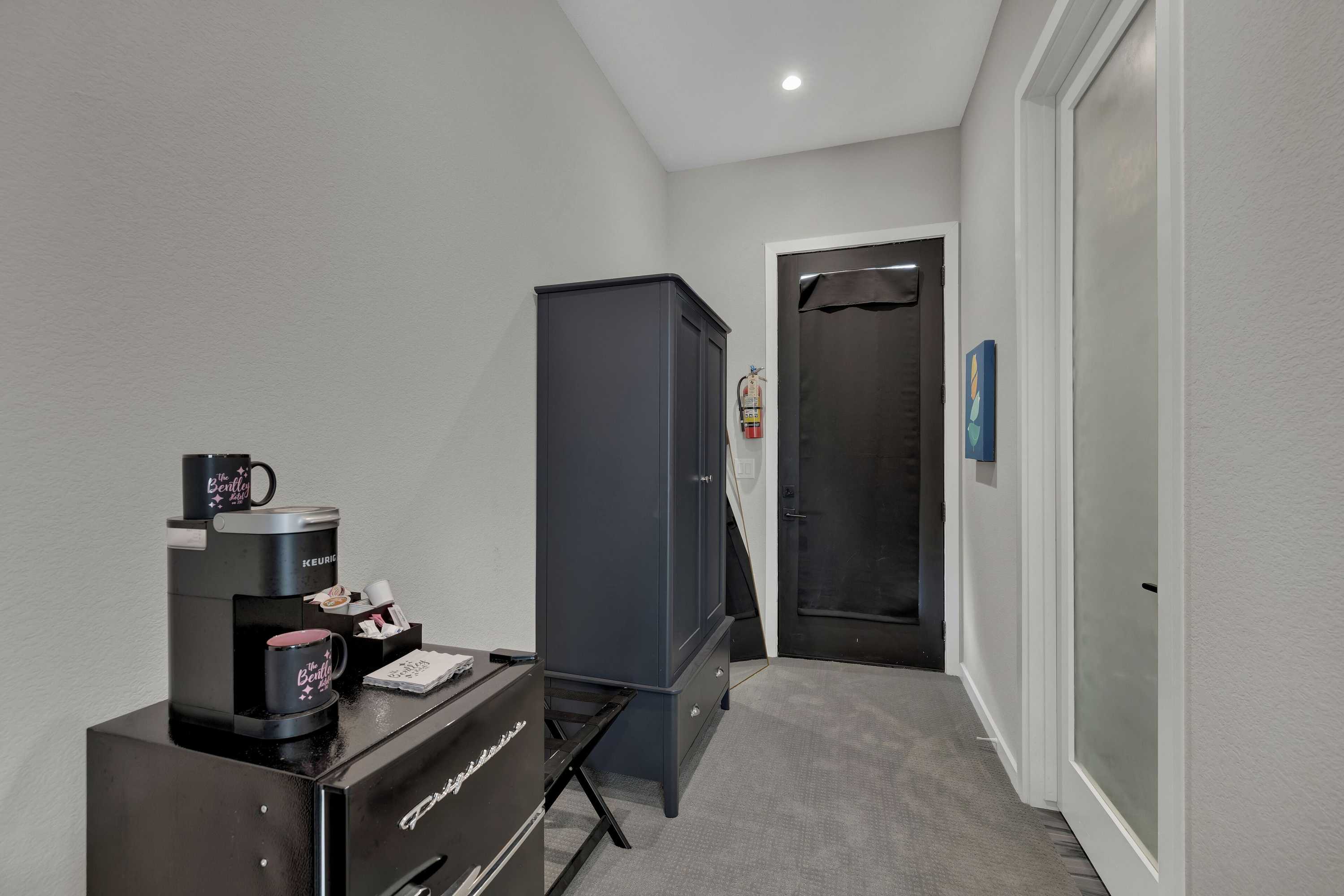 Gift card for The Bentley Hotel - Sinatra Room - Hill Country View