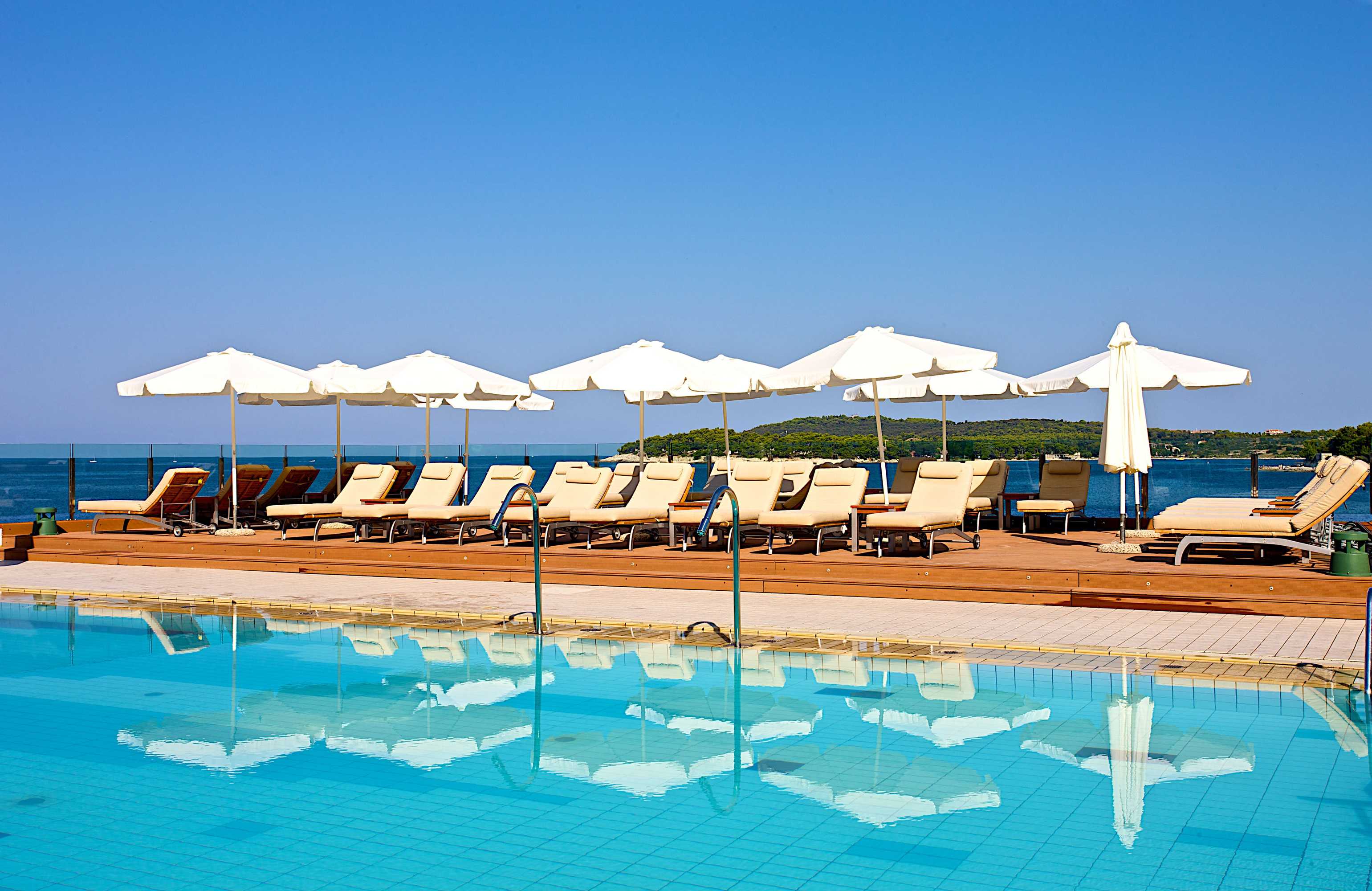 Gift card for Splendid Golden Rocks Resort Gift card for Splendid Golden Rocks Resort