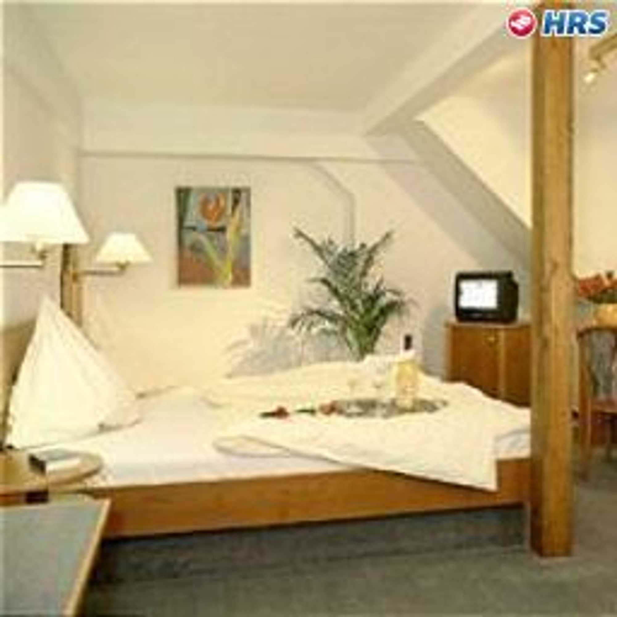 Gift card for Deutsches Haus Hotel Restaurant Gastwirtschaft Biergarten am Radweg Bermuthshain Gift card for Deutsches Haus Hotel Restaurant Gastwirtschaft Biergarten am Radweg Bermuthshain