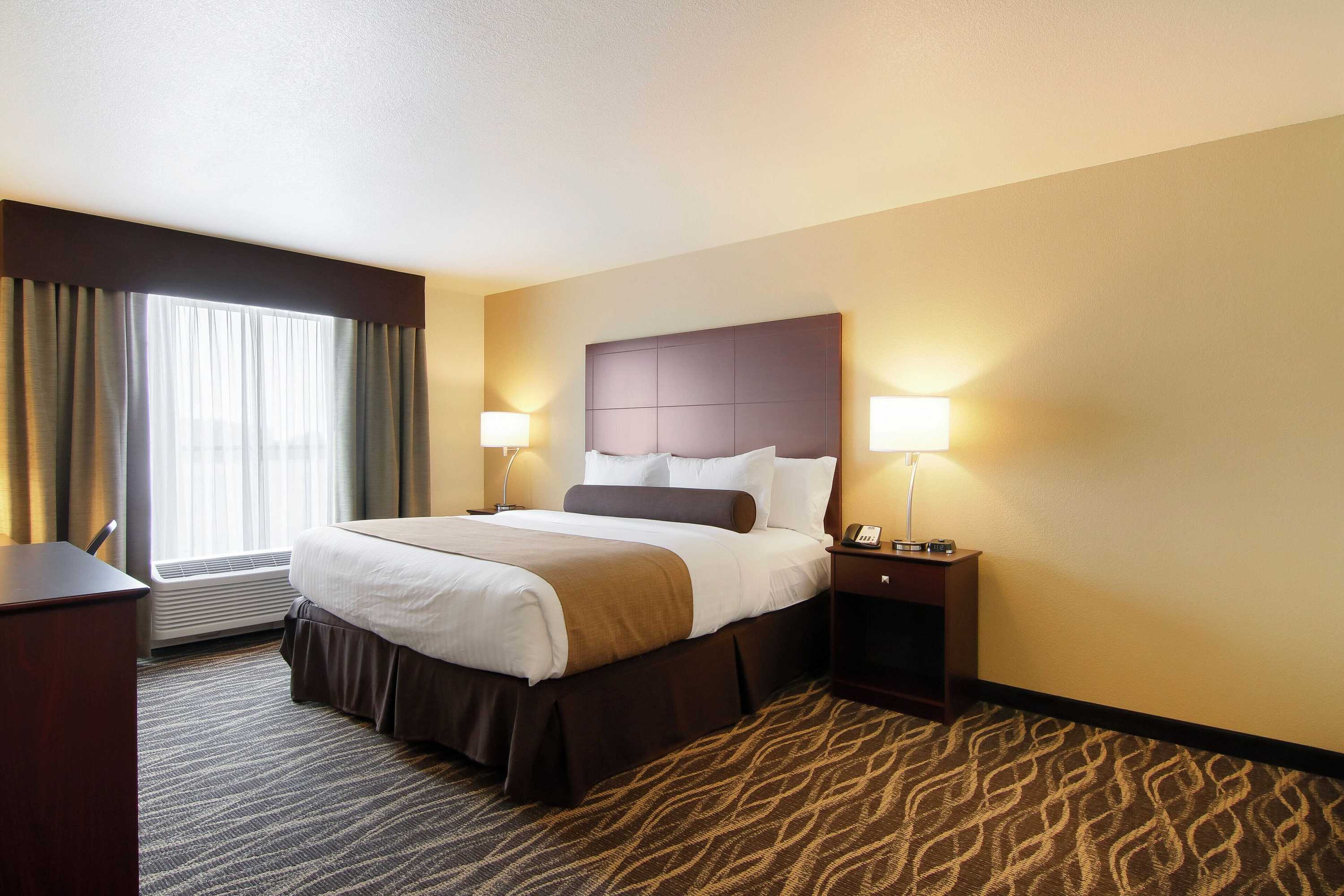 Gift card for Cobblestone Inn & Suites at UW Stout Downtown Menomonie