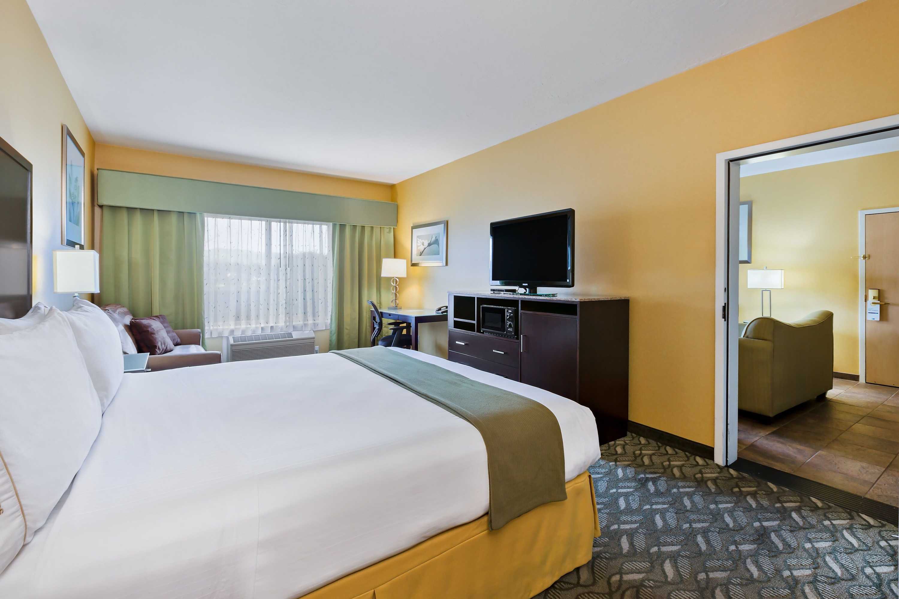 Gift card for Holiday Inn Express Hotel & Suites San Jose-Morgan Hill by Ihg Gift card for Holiday Inn Express Hotel & Suites San Jose-Morgan Hill by Ihg