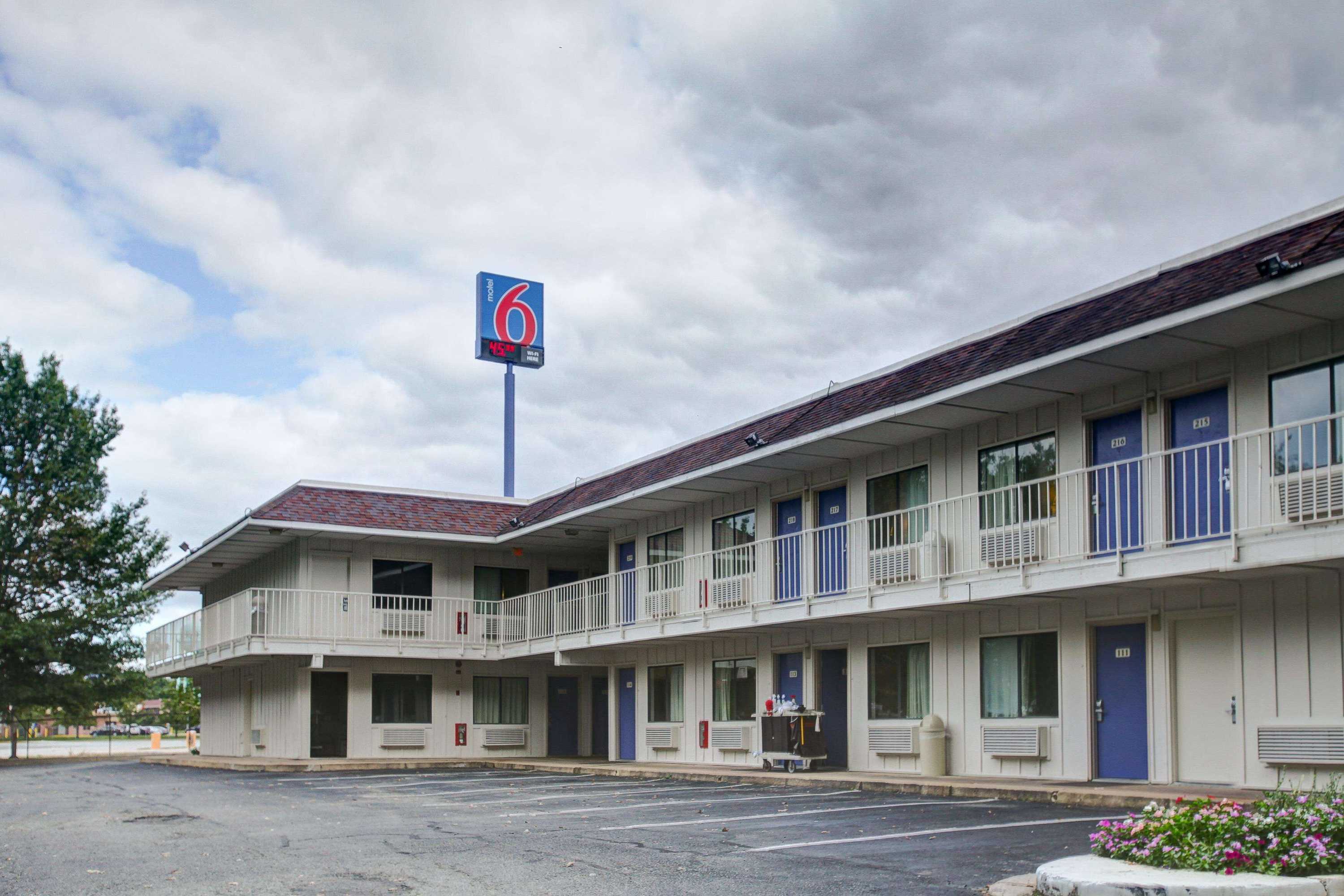 Gift card for Motel 6 Elkton, MD