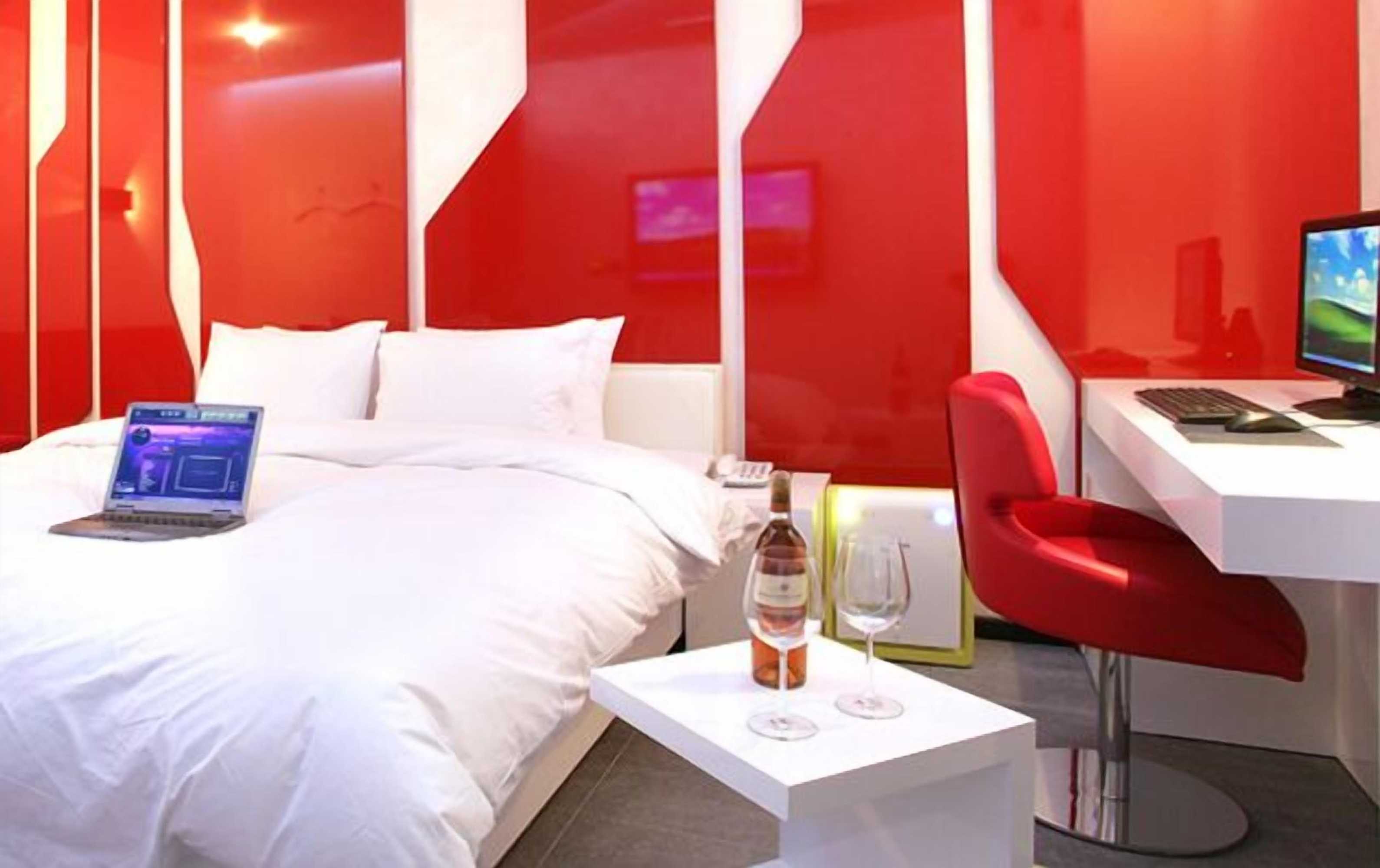 Gift card for Antives Hotel