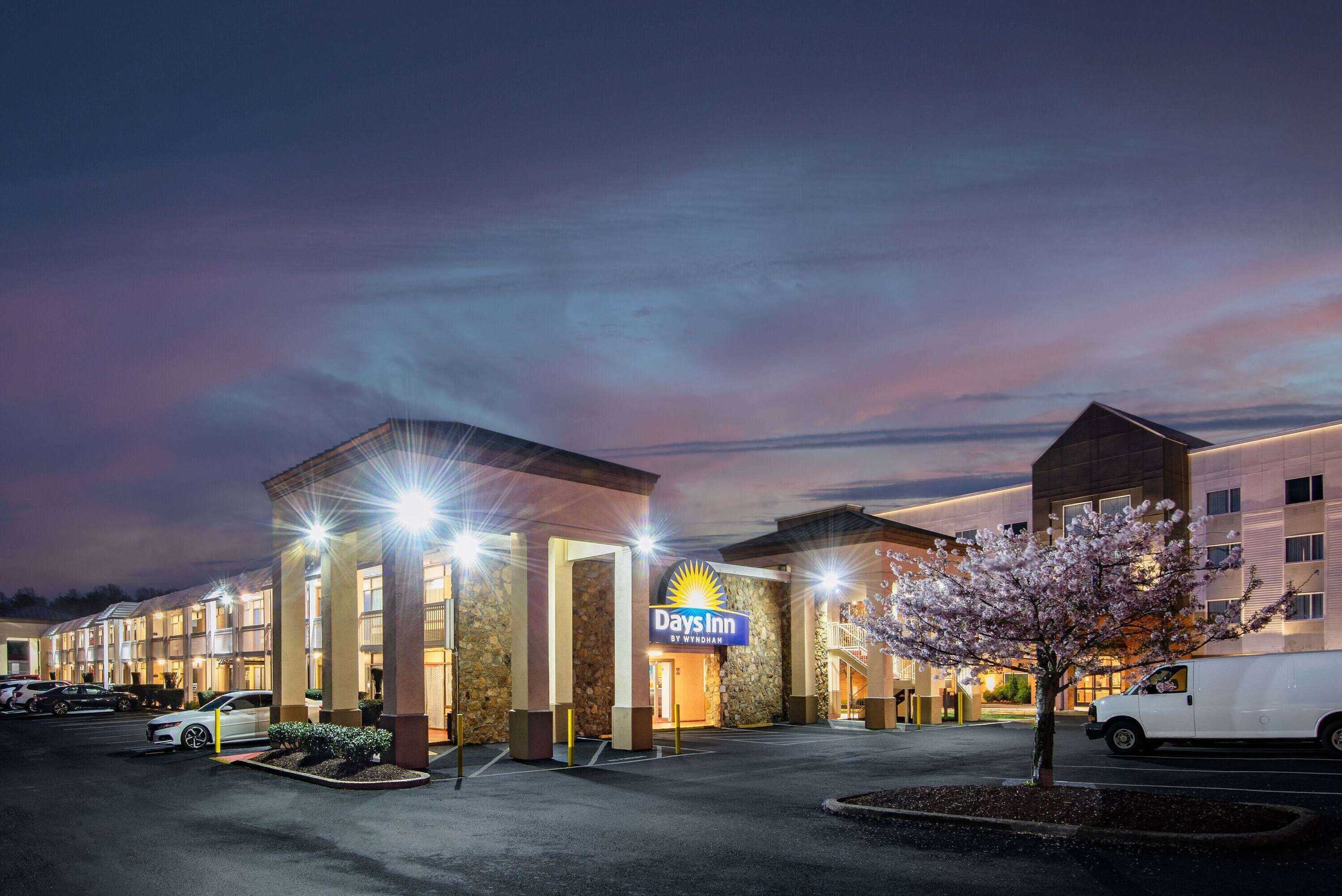 Gift card for Days Inn by Wyndham Charlottesville/university Area Gift card for Days Inn by Wyndham Charlottesville/university Area