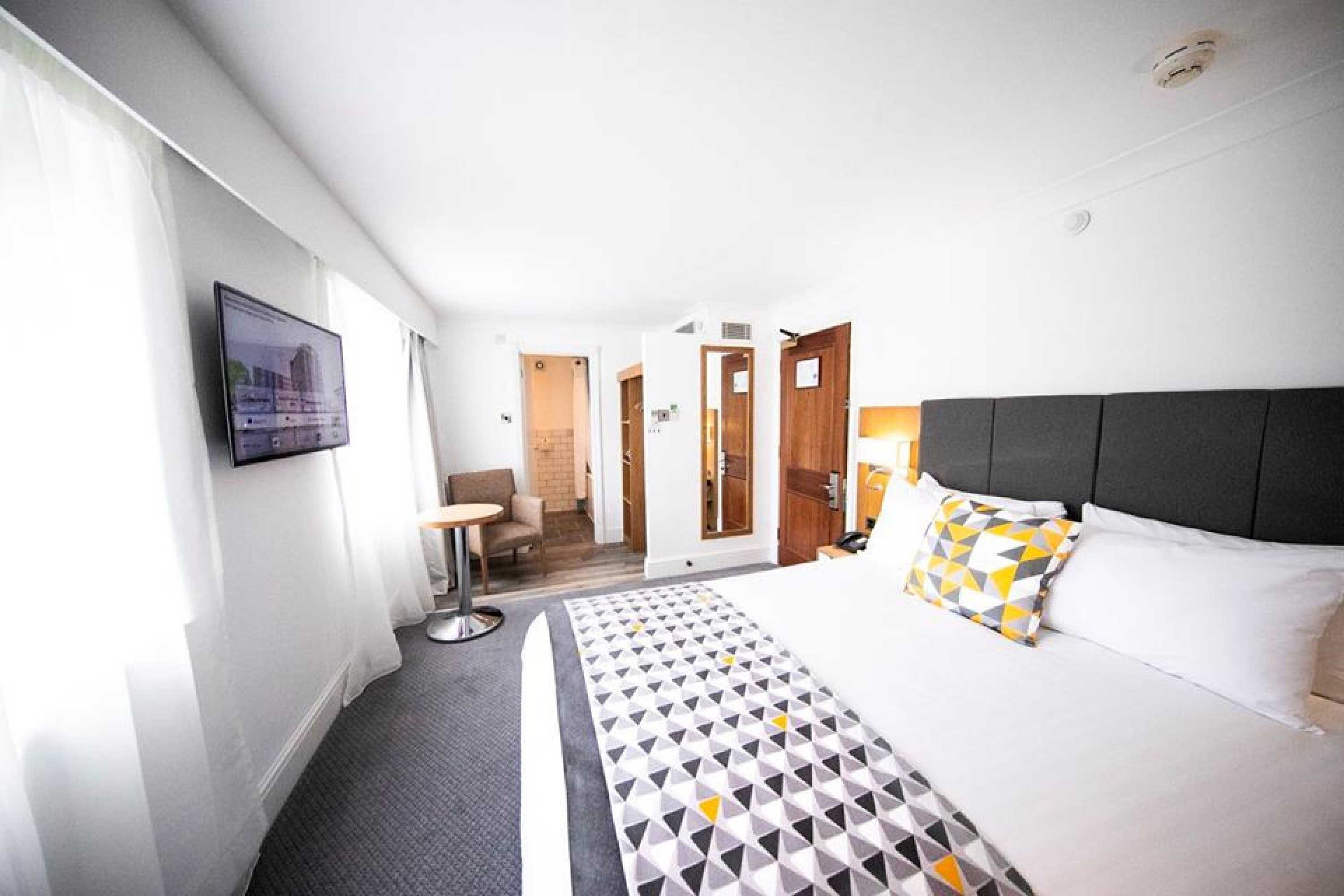 Gift card for Holiday Inn Kenilworth - Warwick by Ihg