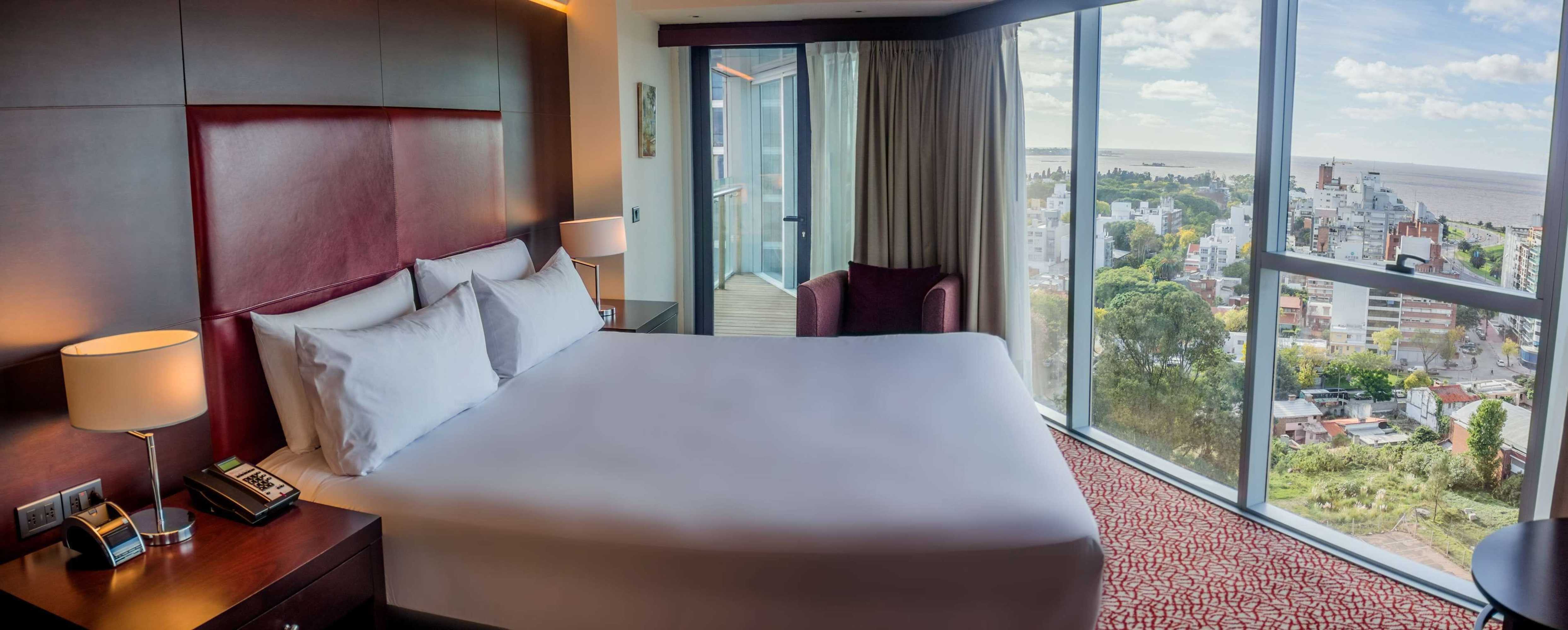 Gift card for Hilton Garden Inn Montevideo Gift card for Hilton Garden Inn Montevideo