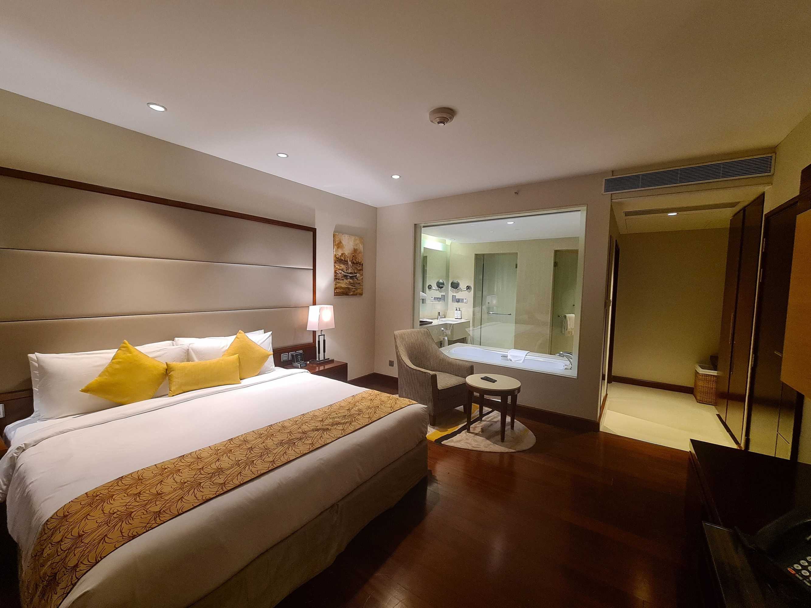 Gift card for Crowne Plaza Kochi by Ihg Gift card for Crowne Plaza Kochi by Ihg