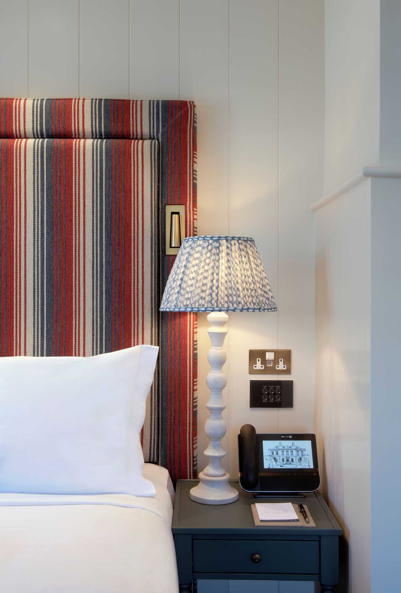 Gift card for 3 Bedroom Luxury Apartment Main Street Cashel Tipperary Gift card for 3 Bedroom Luxury Apartment Main Street Cashel Tipperary