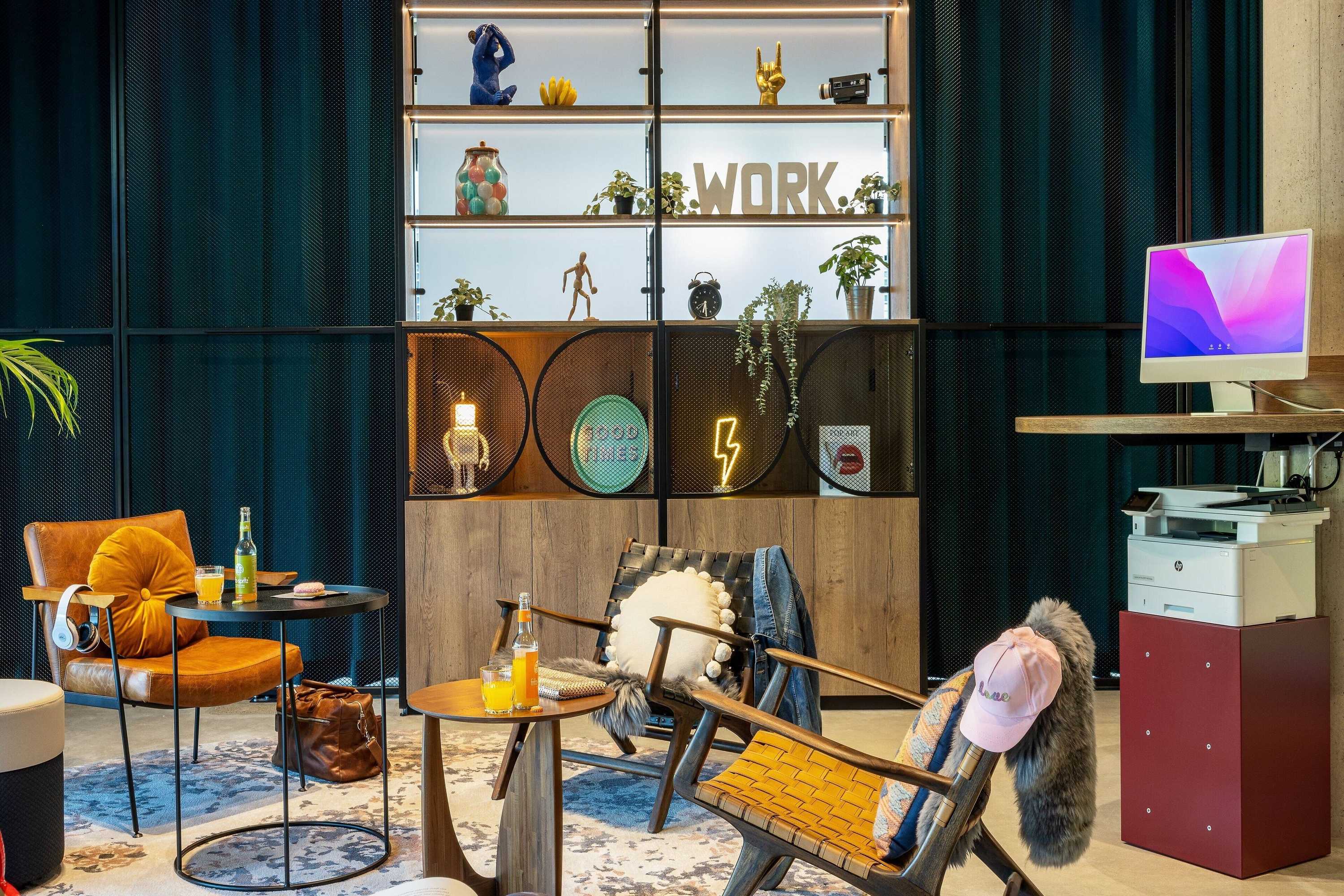 Gift card for Moxy Simmern