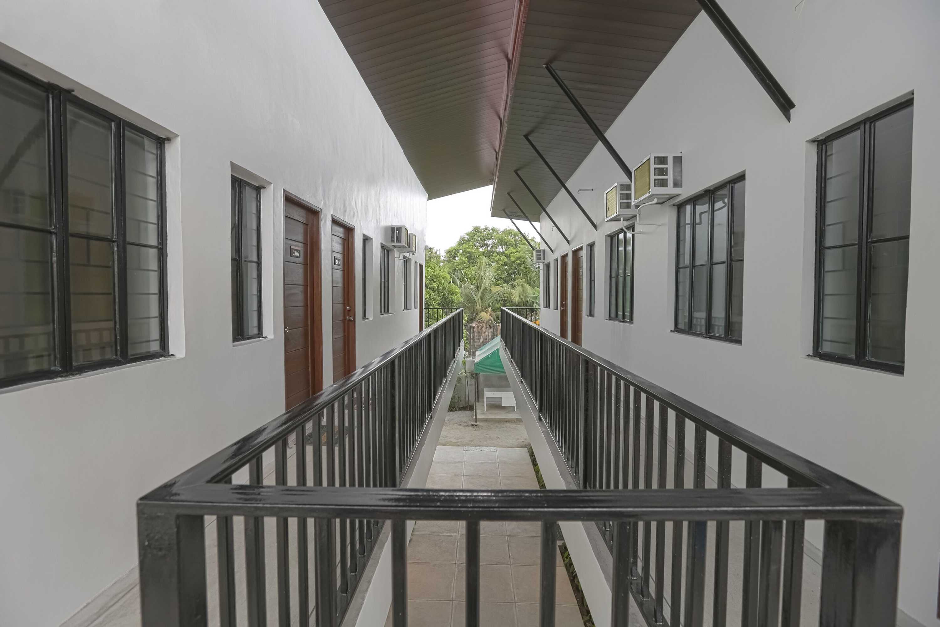 Gift card for Oyo 736 Jade Apartelle
