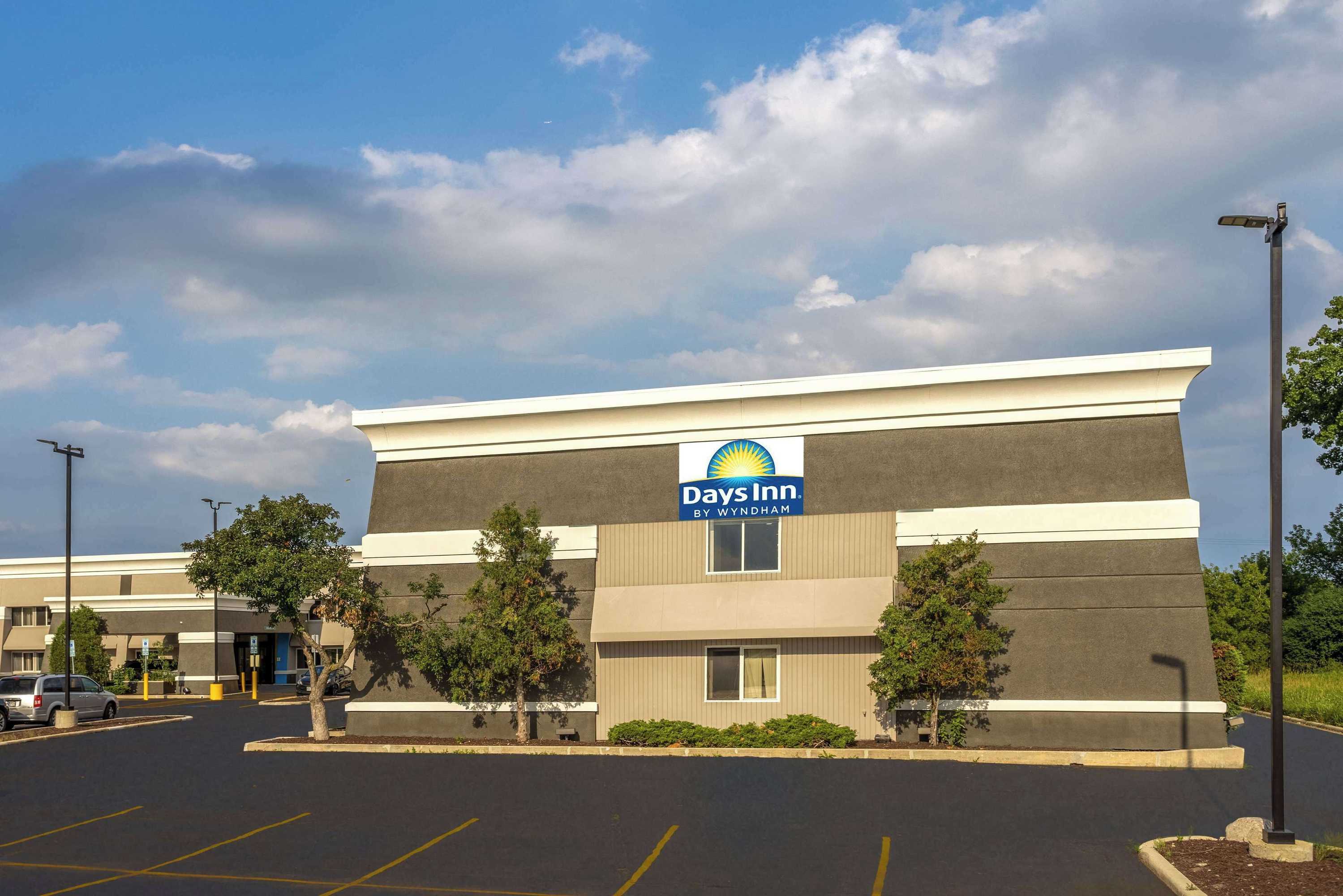 Gift card for Days Inn by Wyndham Pleasant Prairie Kenosha