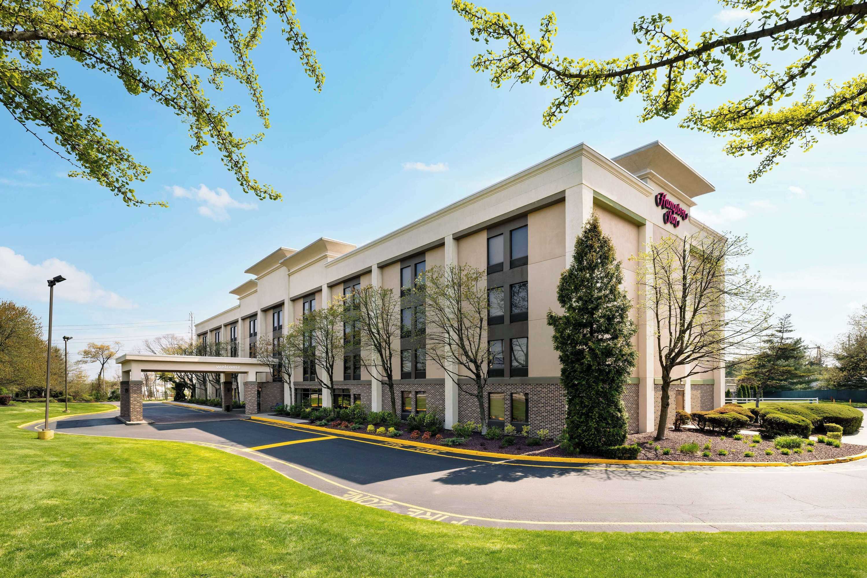 Gift card for Hampton Inn Long Island/islandia Gift card for Hampton Inn Long Island/islandia