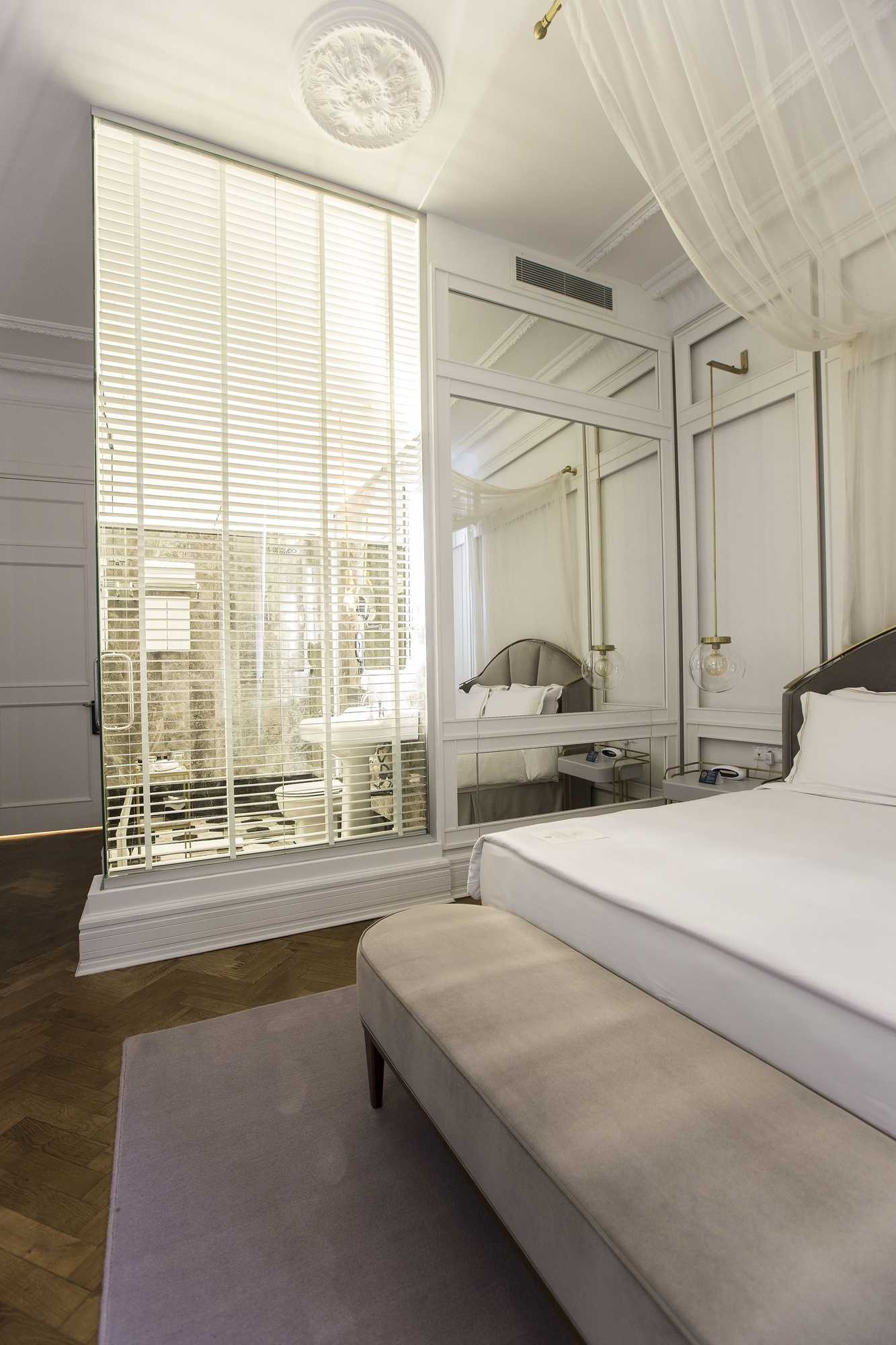 Gift card for Mr Cas Hotels - Special Class Gift card for Mr Cas Hotels - Special Class