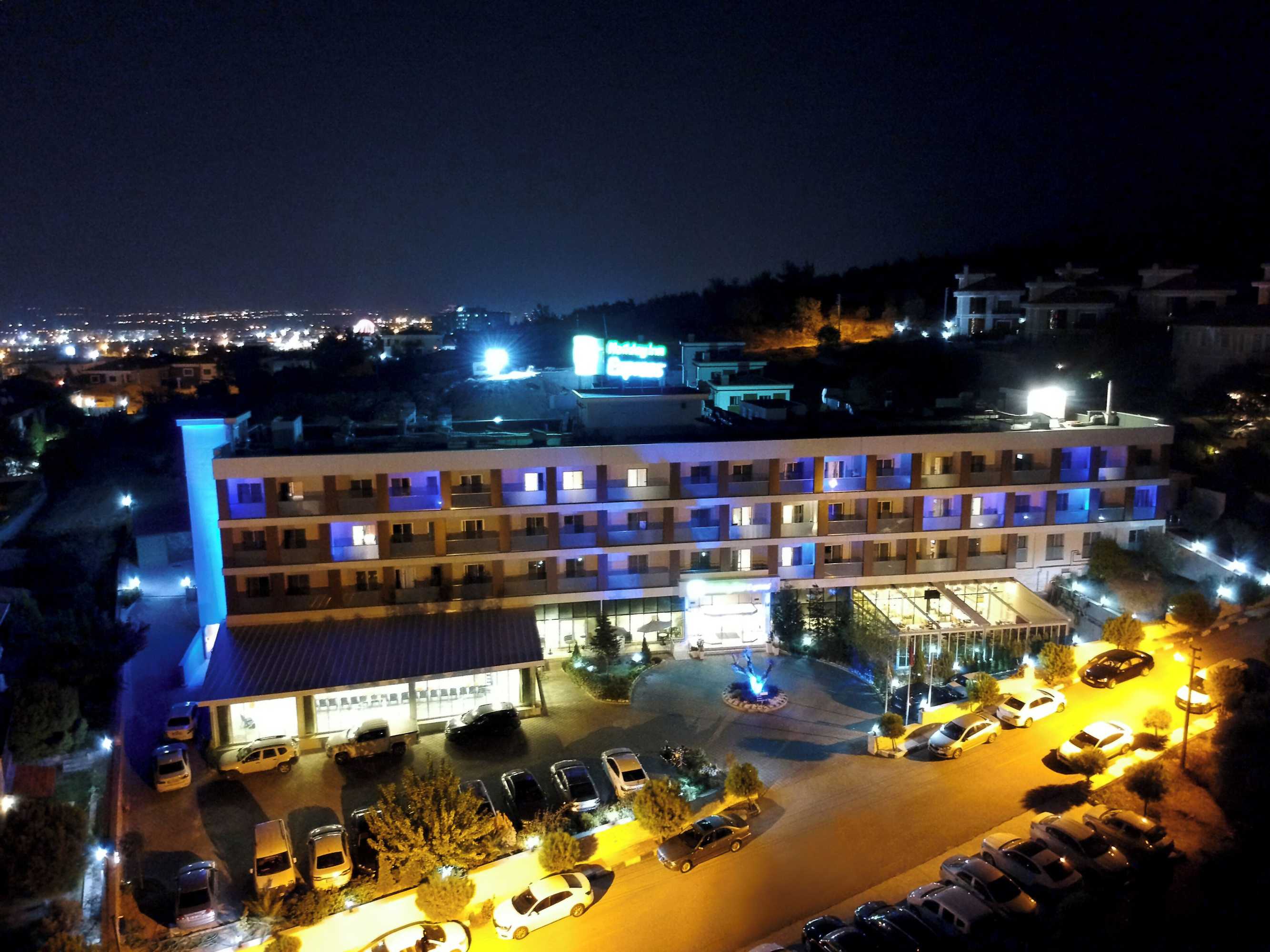 Gift card for Holiday Inn Express Manisa - West by Ihg Gift card for Holiday Inn Express Manisa - West by Ihg