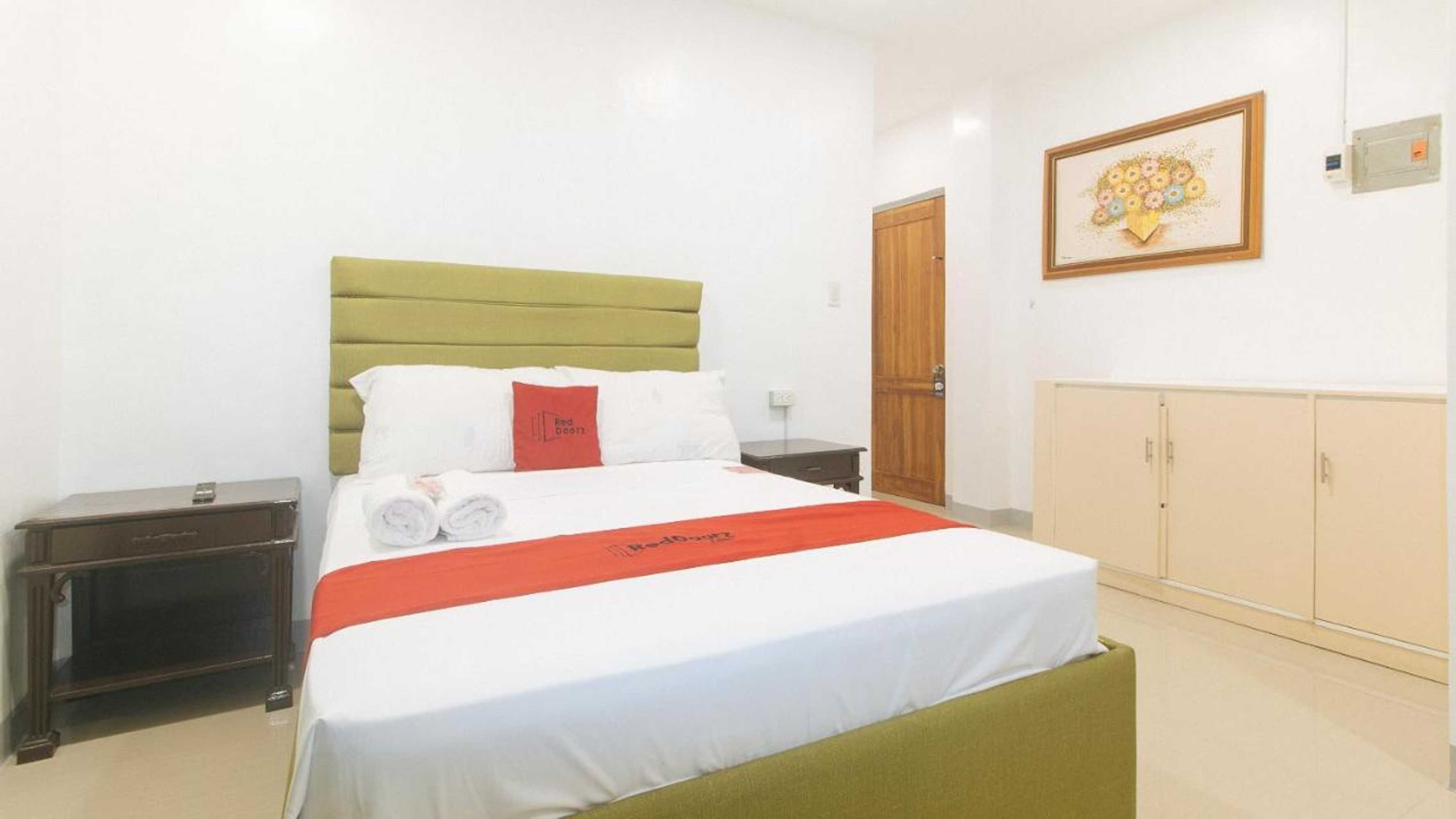 Gift card for Reddoorz at Ebm One Building