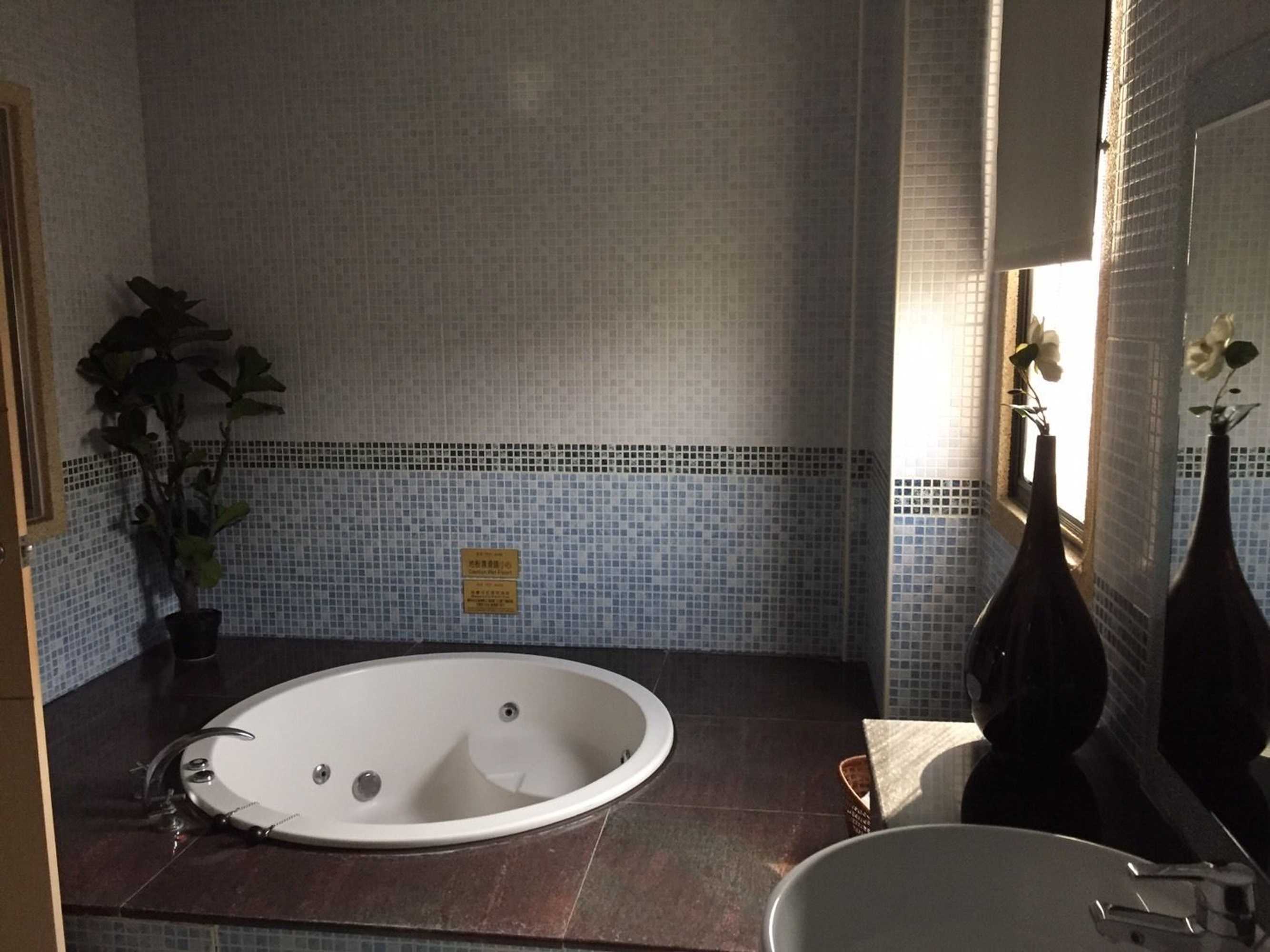 Gift card for Chateau Motel & Spa - Qiaotou