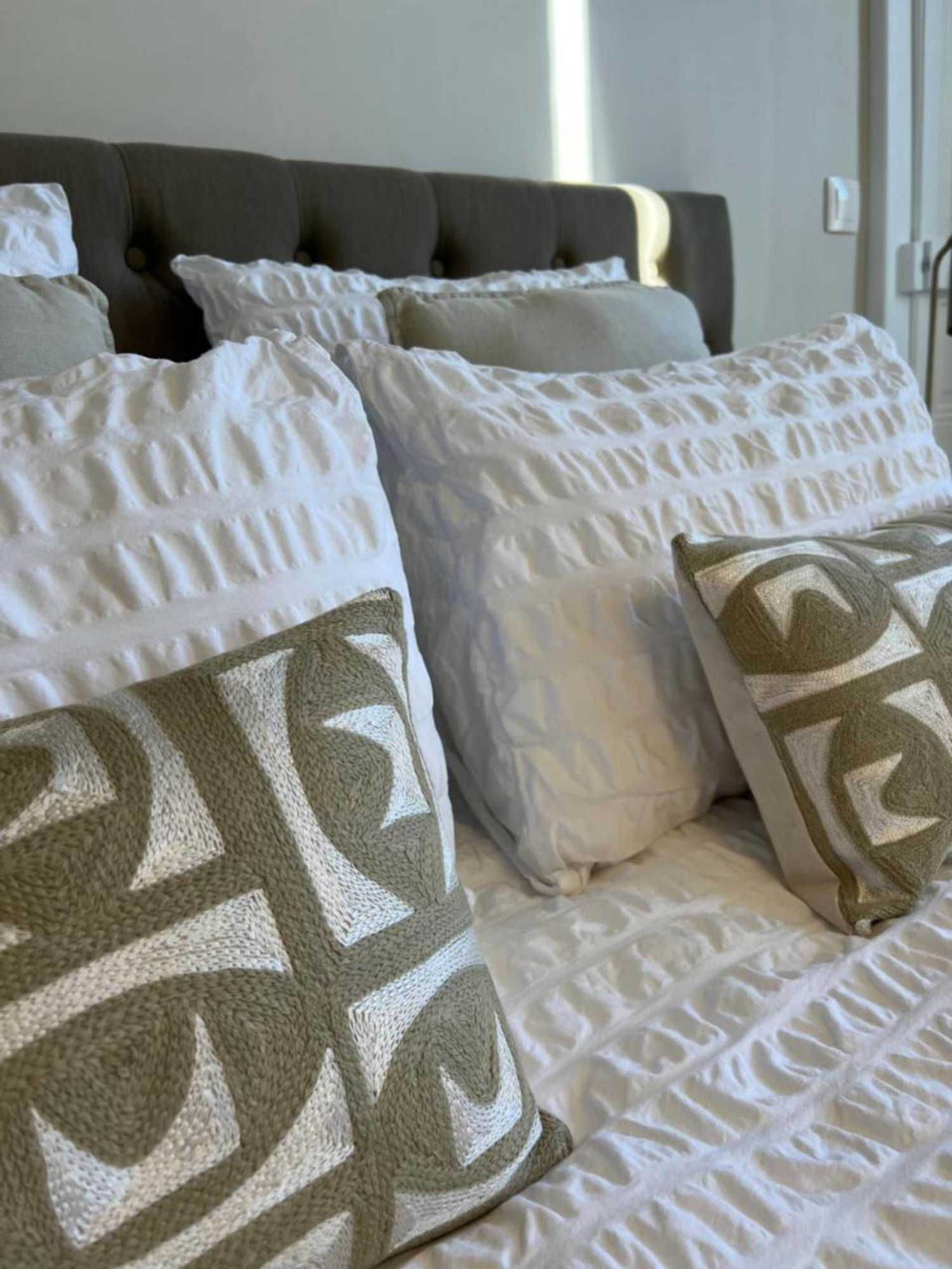 Gift card for La Demeure Des Sacres - Cathédrale Gift card for La Demeure Des Sacres - Cathédrale