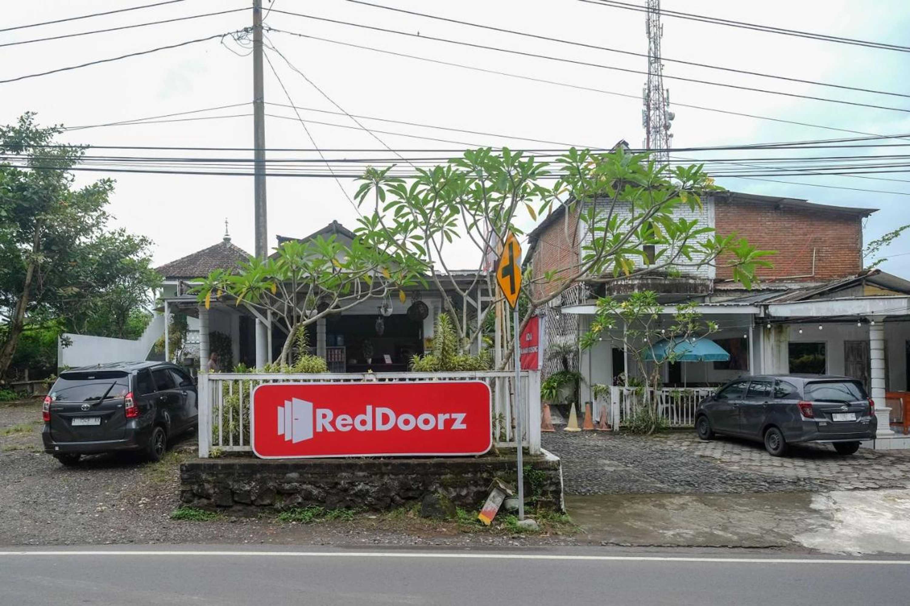 Gift card for Reddoorz at Paris Ocean