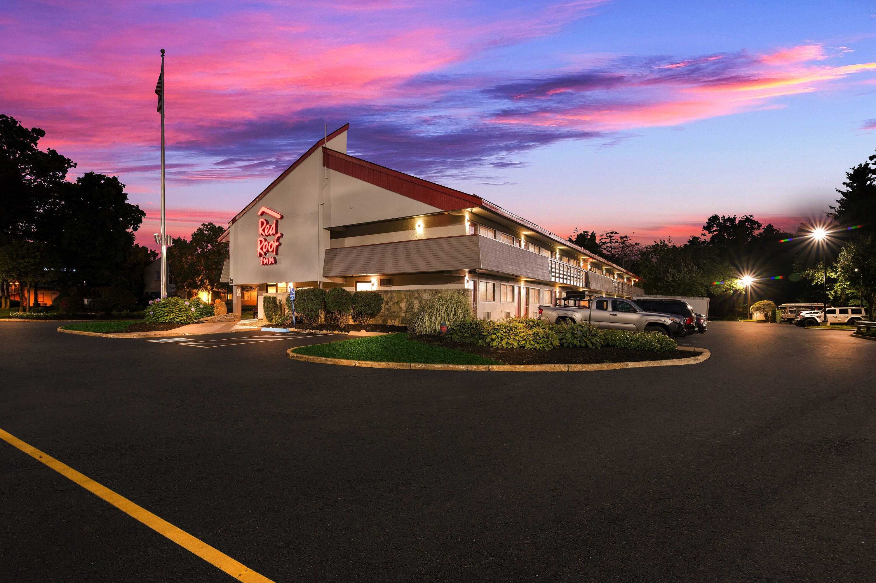Gift card for Red Roof Inn Salem Gift card for Red Roof Inn Salem