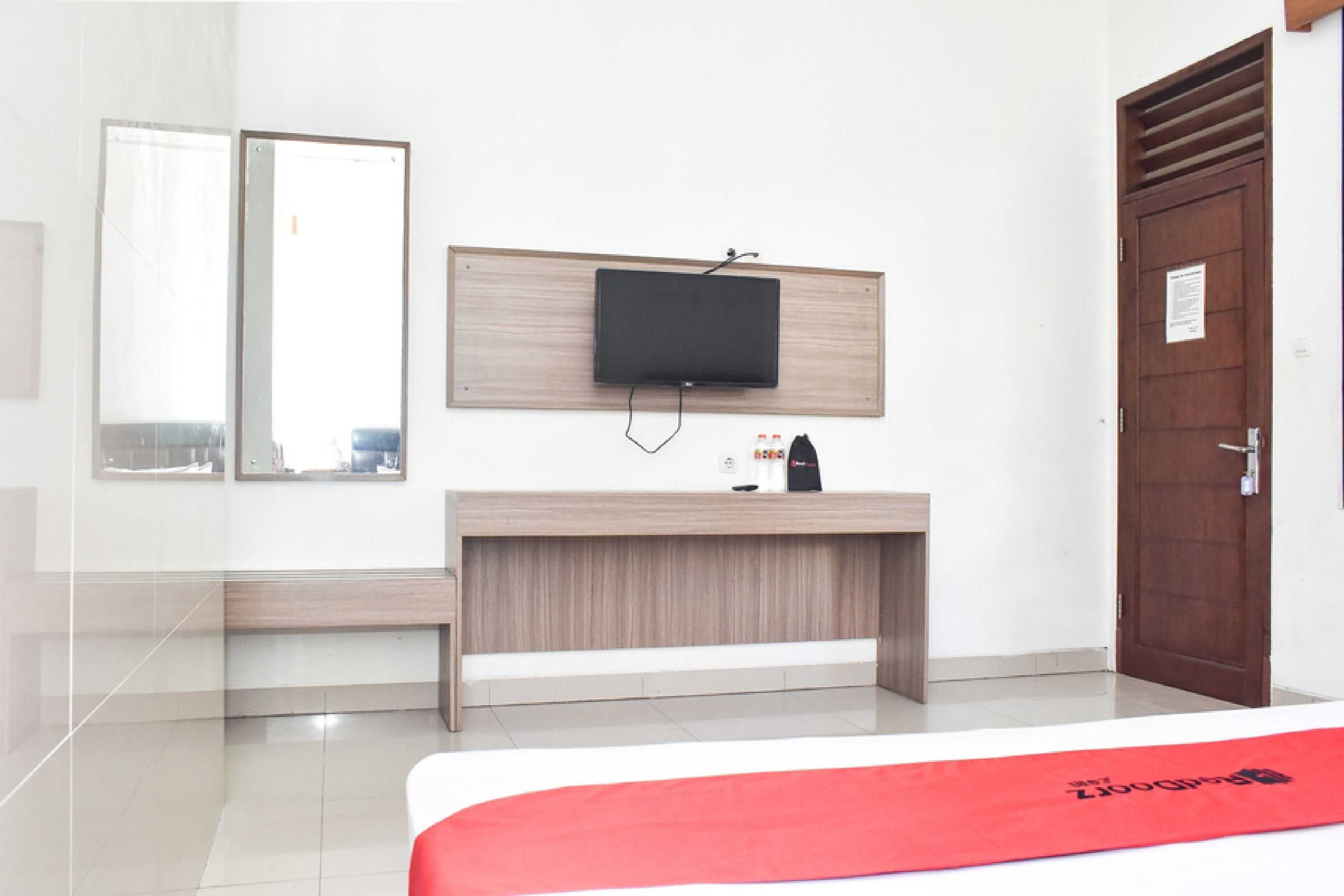 Gift card for Reddoorz Near Alun Alun Wonosobo Gift card for Reddoorz Near Alun Alun Wonosobo