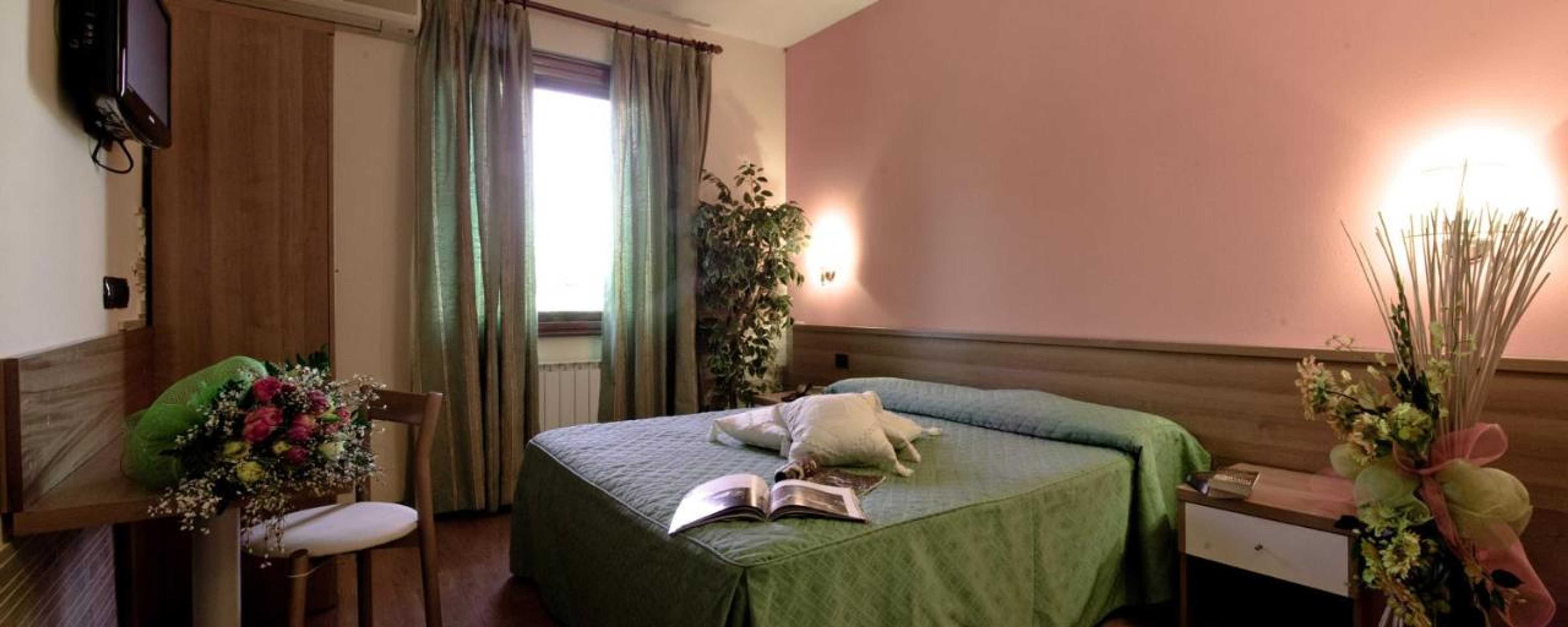 Gift card for Hotel Ristorante Tre Leoni Gift card for Hotel Ristorante Tre Leoni