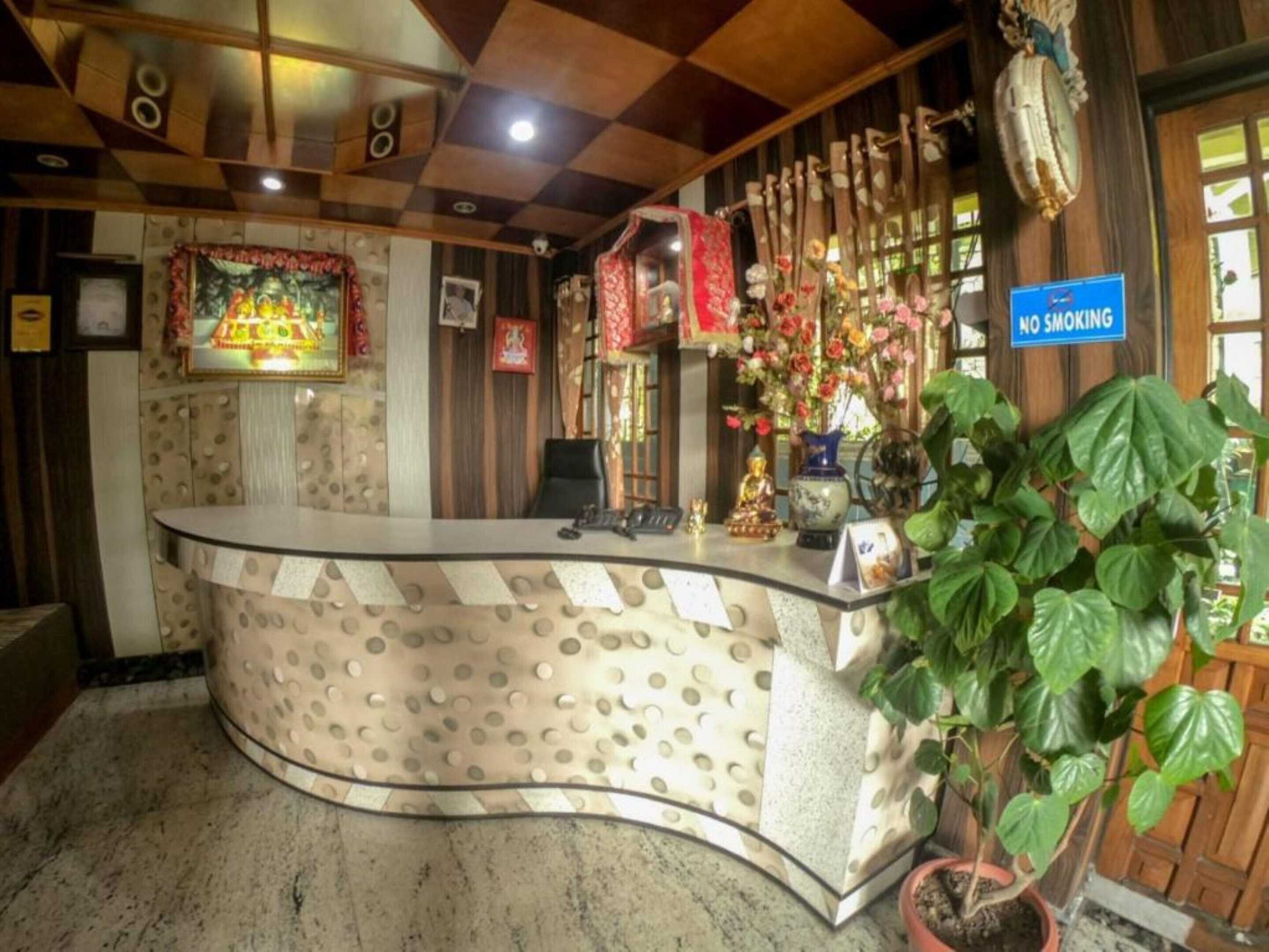 Gift card for Goroomgo Broadway Mall Road Darjeeling Gift card for Goroomgo Broadway Mall Road Darjeeling