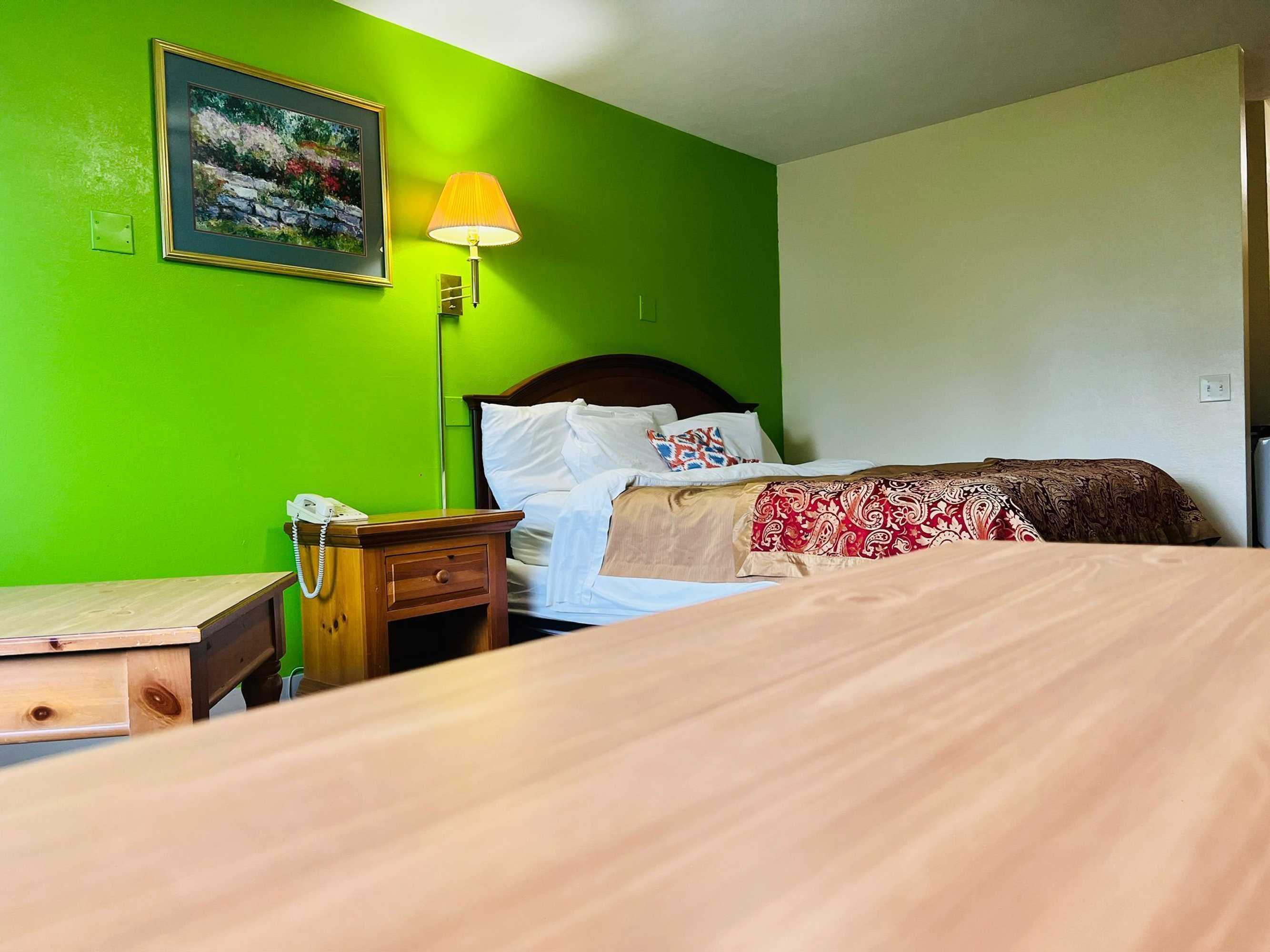 Gift card for Villa Inn Motel Near Hwy 12 WI Capital O Gift card for Villa Inn Motel Near Hwy 12 WI Capital O
