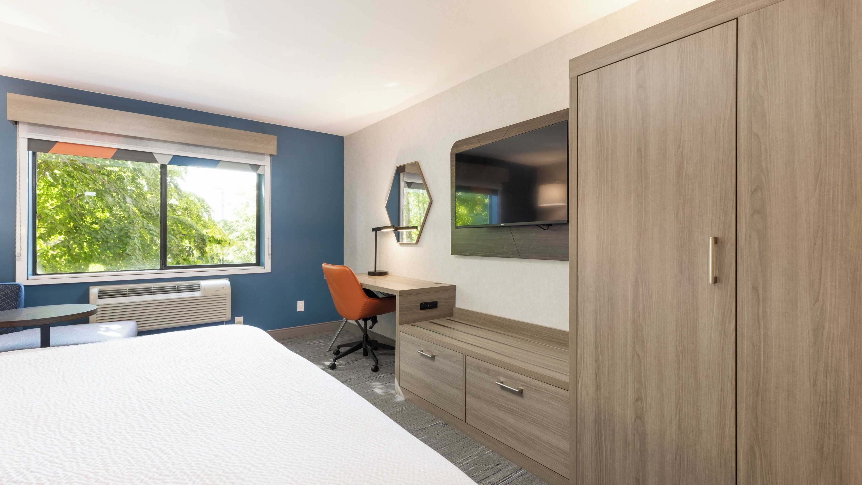 Gift card for Holiday Inn Express Bellingham by Ihg Gift card for Holiday Inn Express Bellingham by Ihg