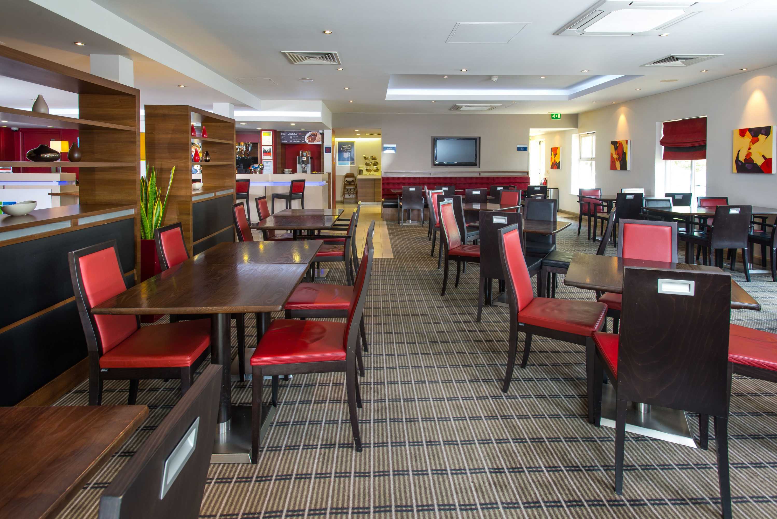 Gift card for Holiday Inn Express Birmingham - Oldbury by Ihg Gift card for Holiday Inn Express Birmingham - Oldbury by Ihg