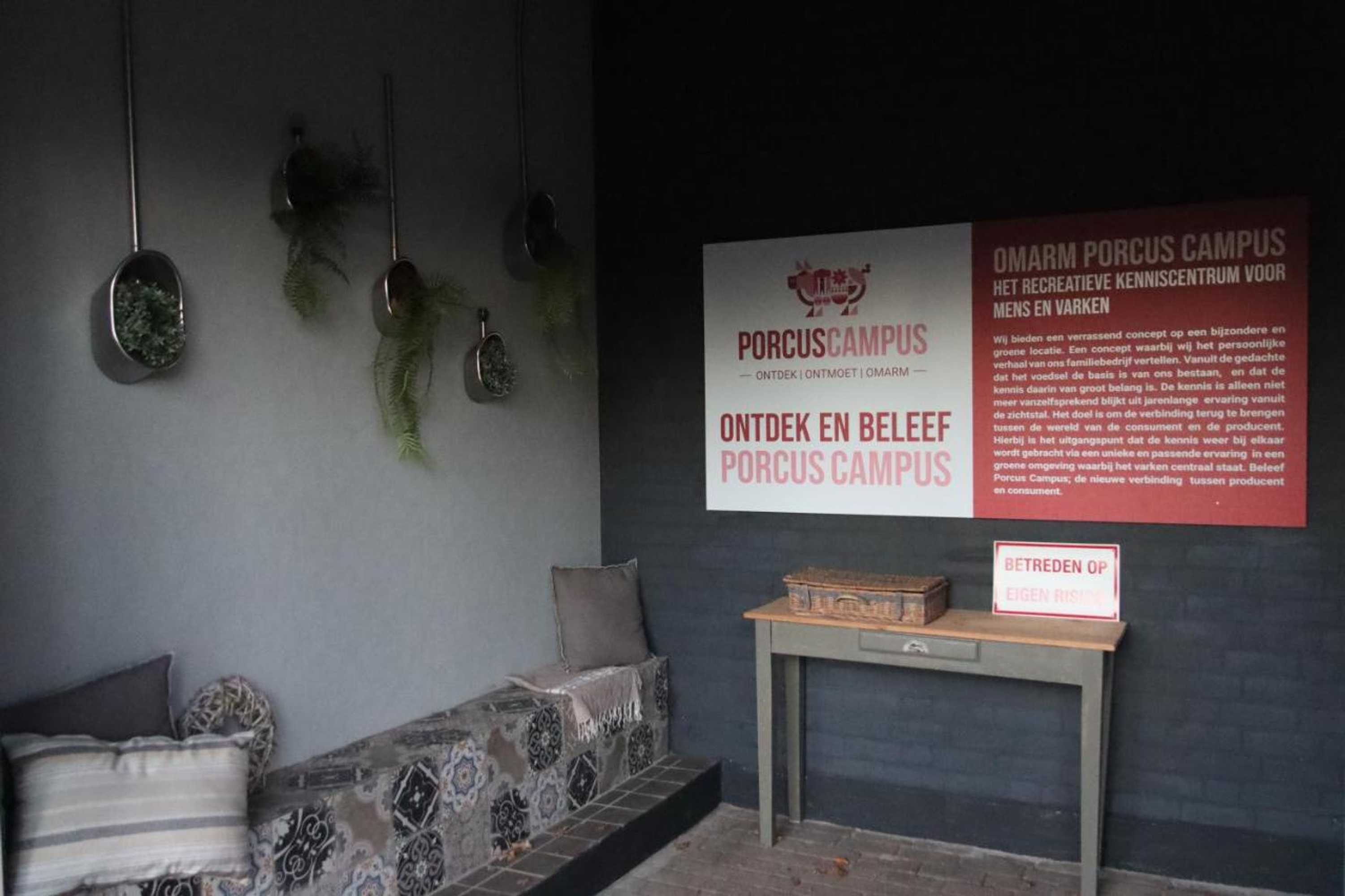 Gift card for Porcus Campus