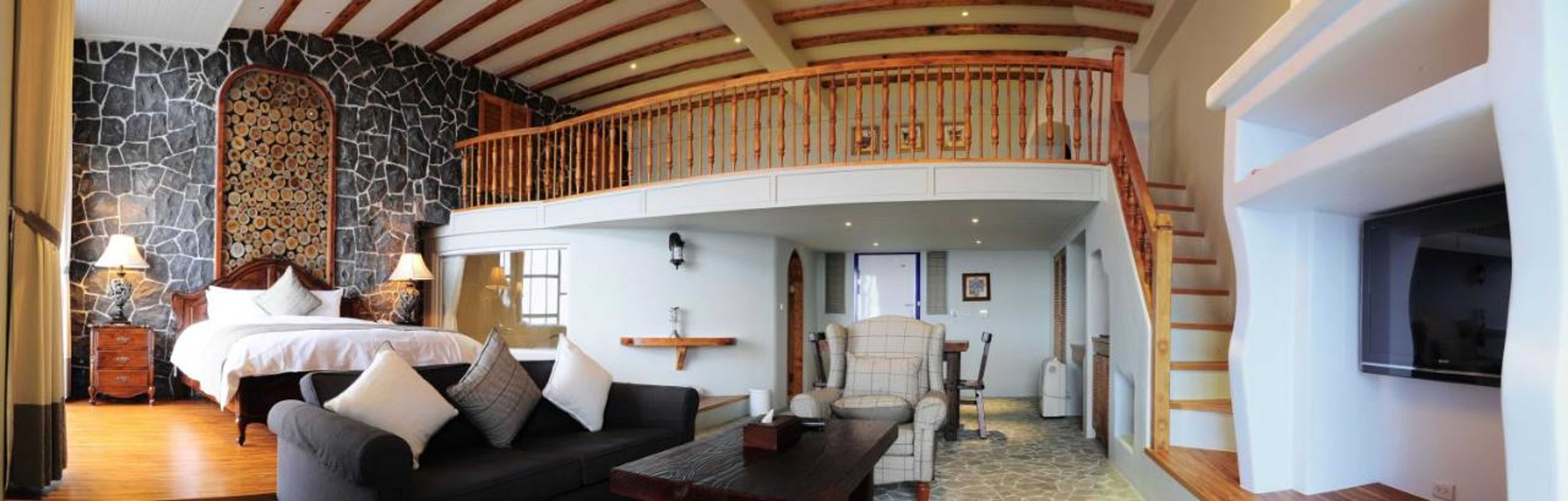 Gift card for Chateau Villa