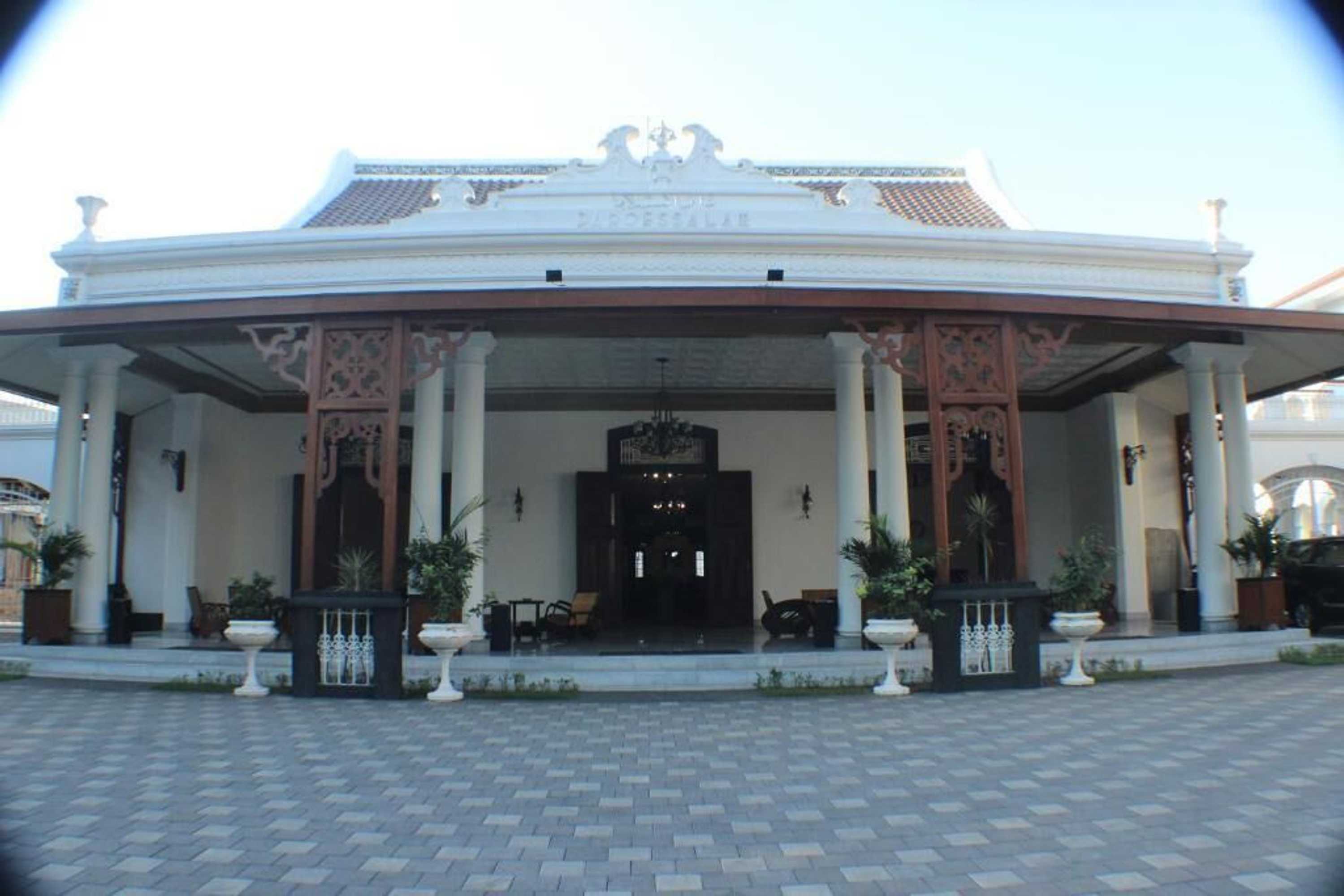Gift card for Daroessalam Hotel Syariah Gift card for Daroessalam Hotel Syariah