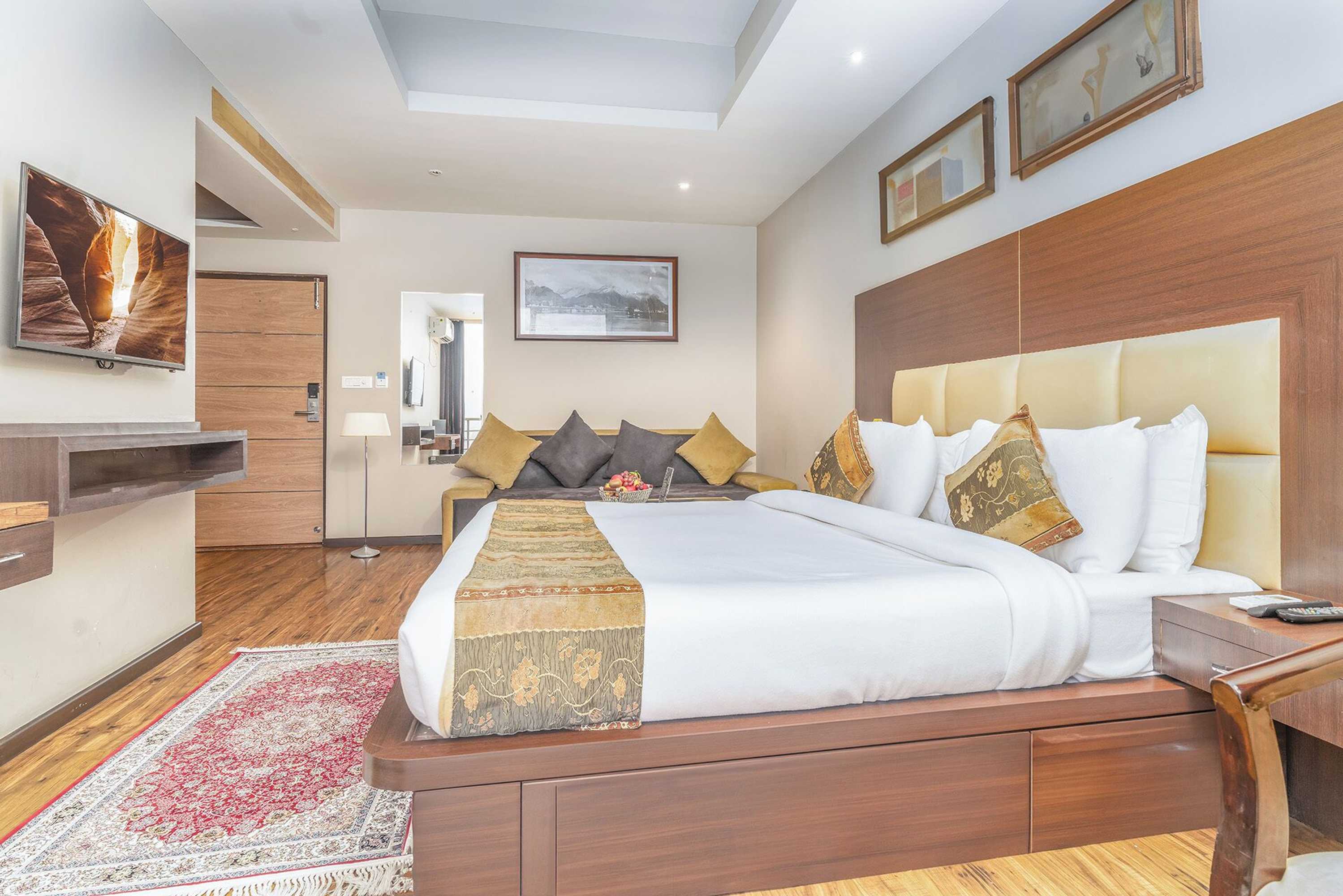 Gift card for Hotel Golden Leaf Kashmir Gift card for Hotel Golden Leaf Kashmir