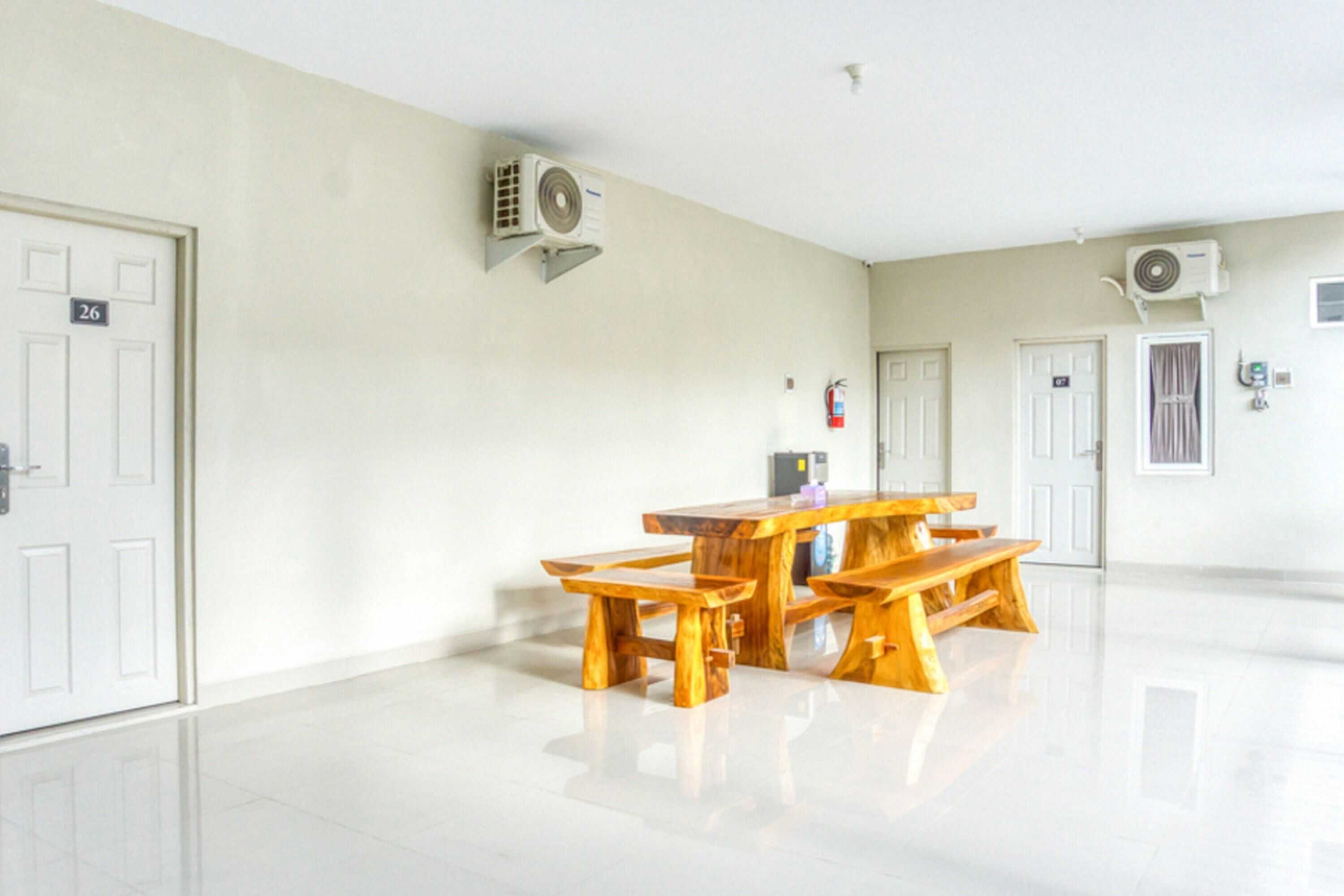 Gift card for Reddoorz @ Plemburan Jakal 2