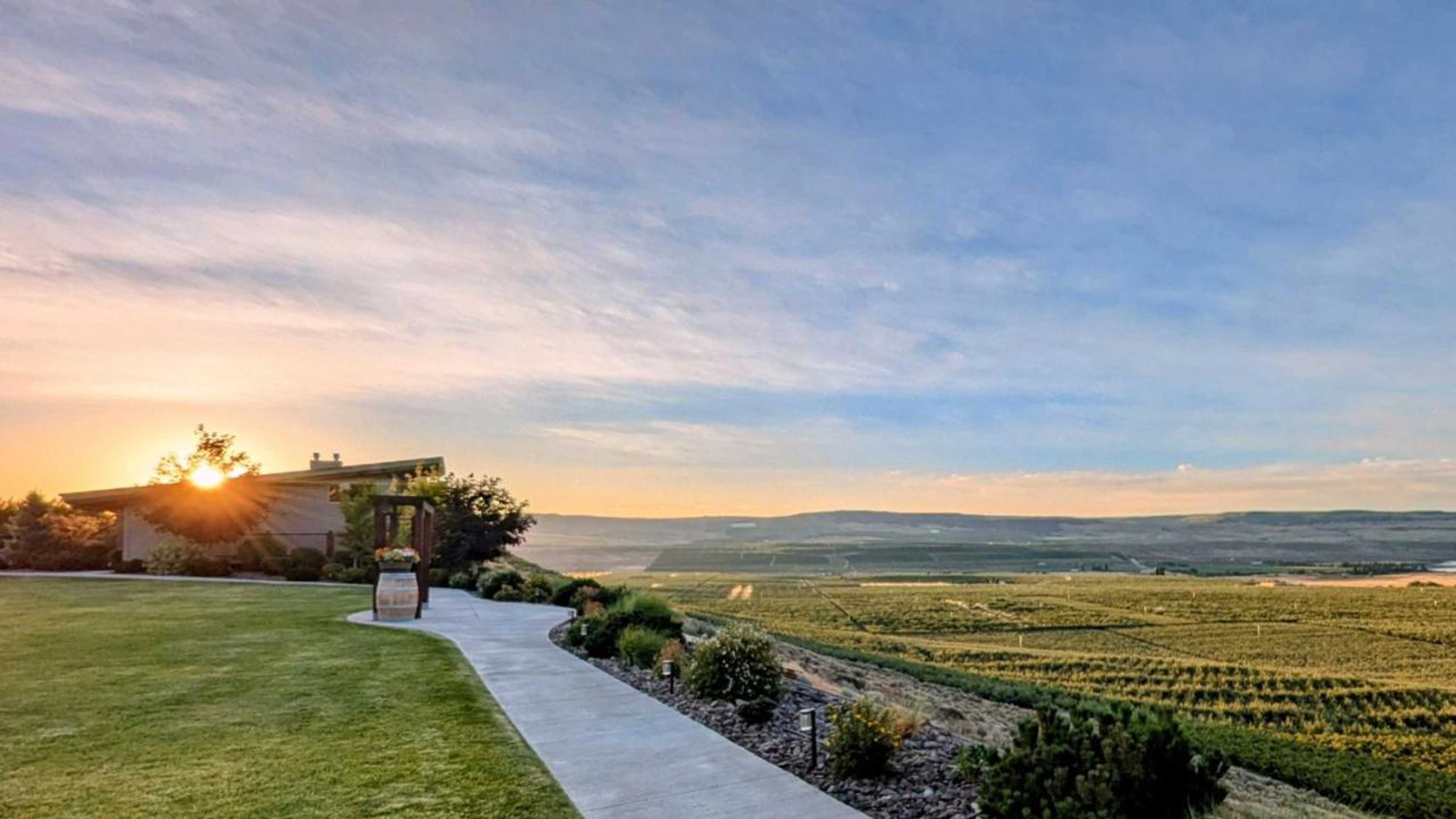 Gift card for Lone Point Cellars