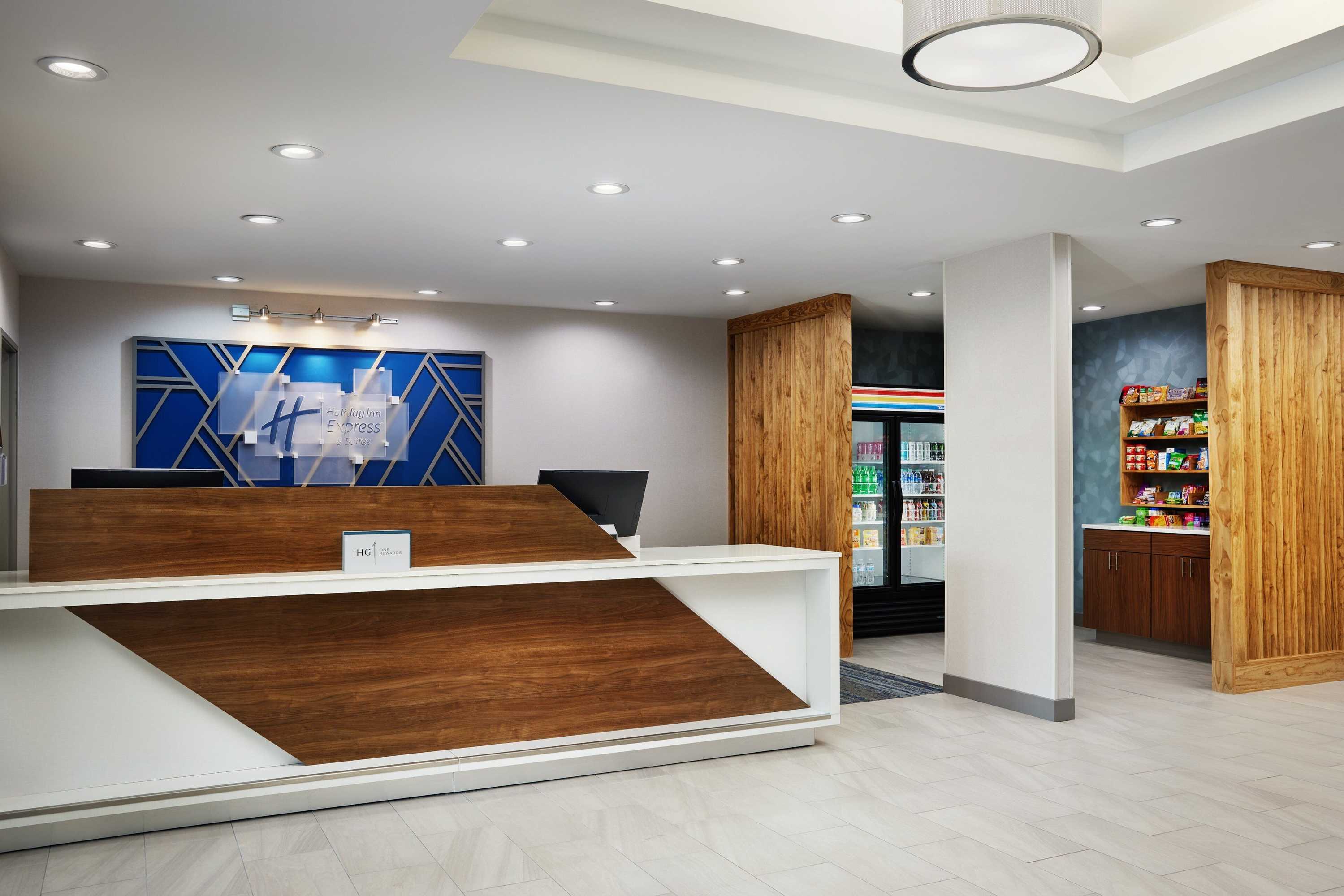 Gift card for Holiday Inn Express & Suites Bridgeport by Ihg Gift card for Holiday Inn Express & Suites Bridgeport by Ihg