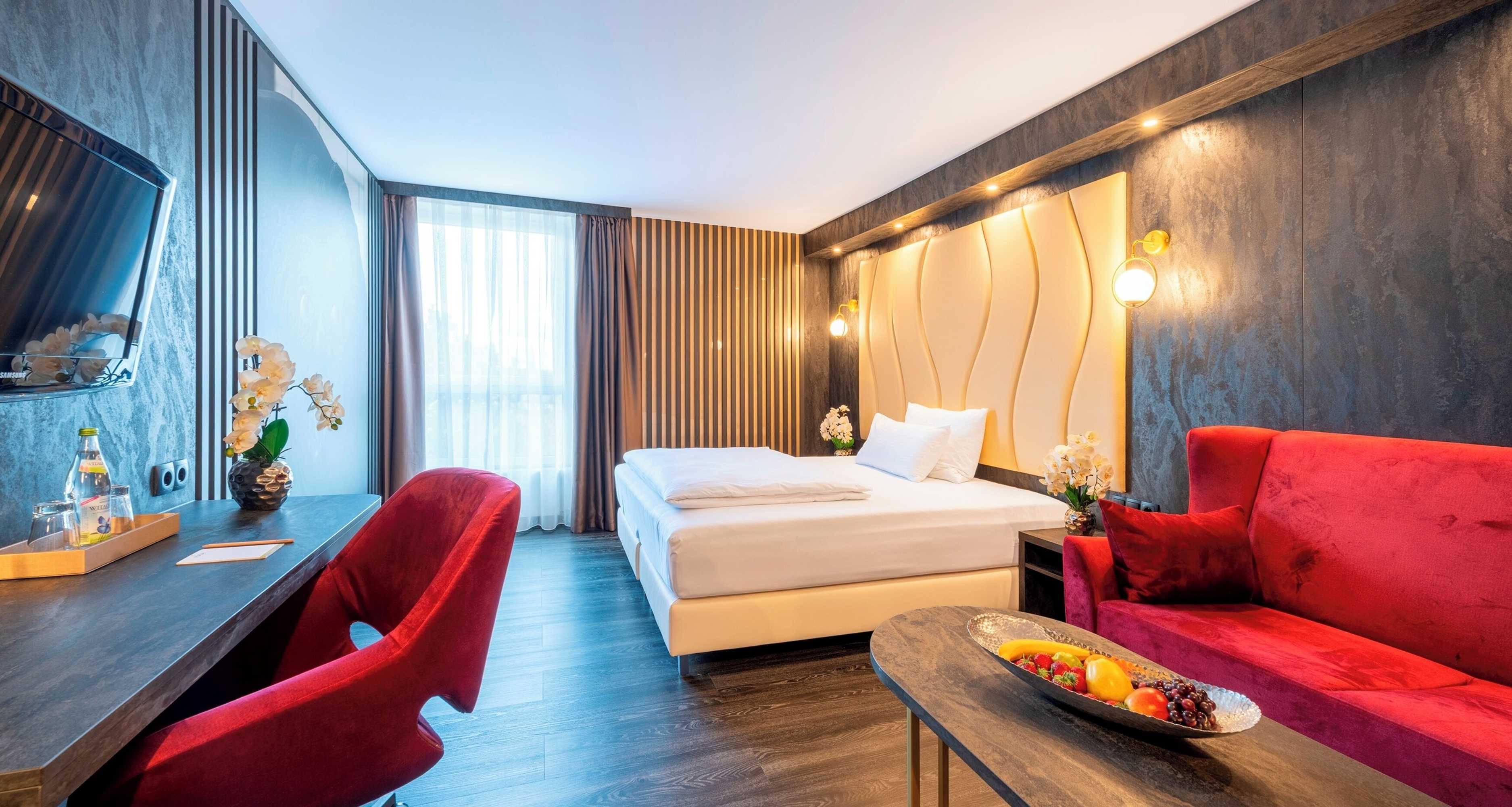 Gift card for Plaza Premium Parkhotel Neu-Ulm Gift card for Plaza Premium Parkhotel Neu-Ulm
