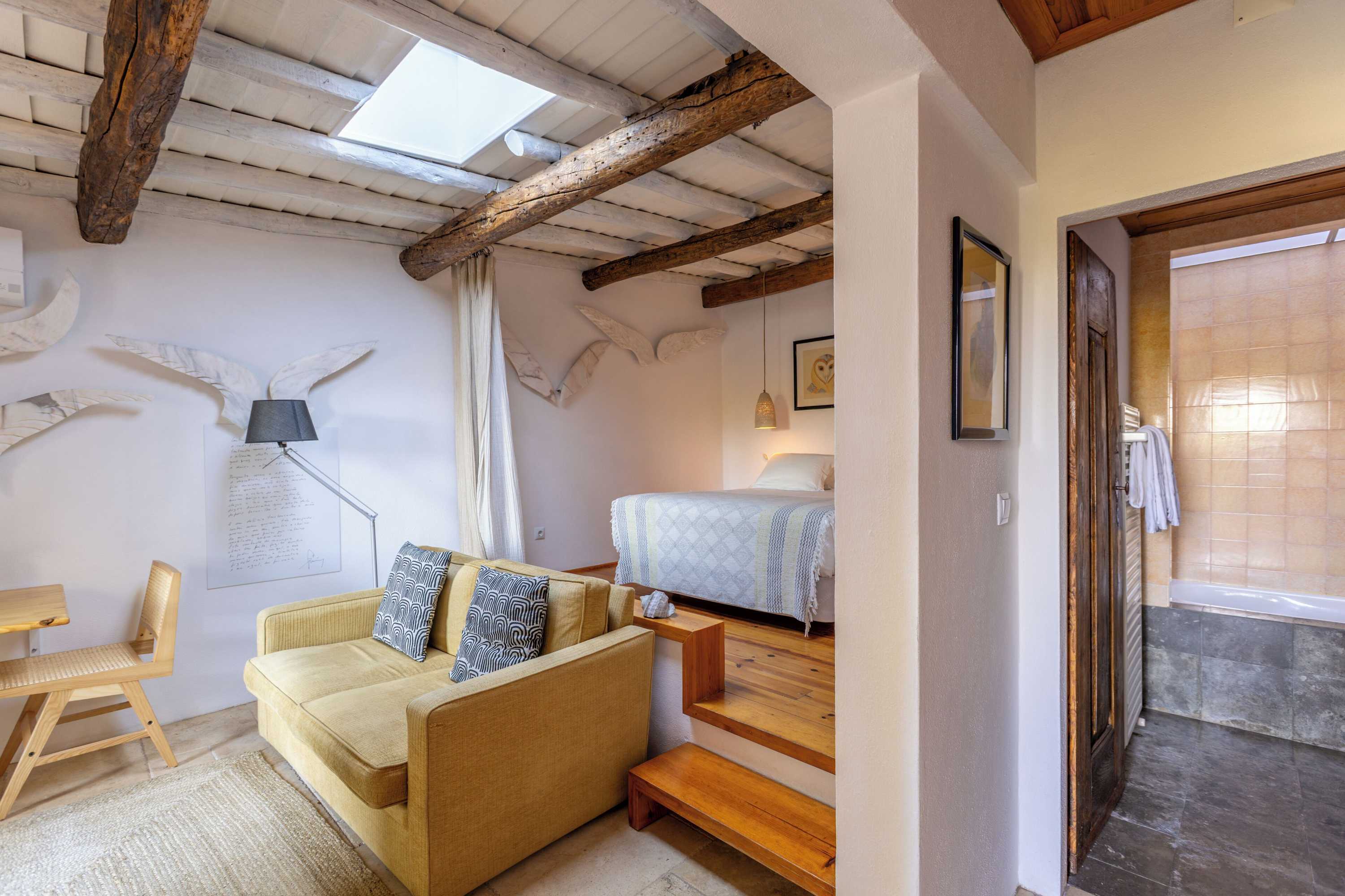 Gift card for Quinta do Barrieiro - Art Selection by Maria Leal da Costa