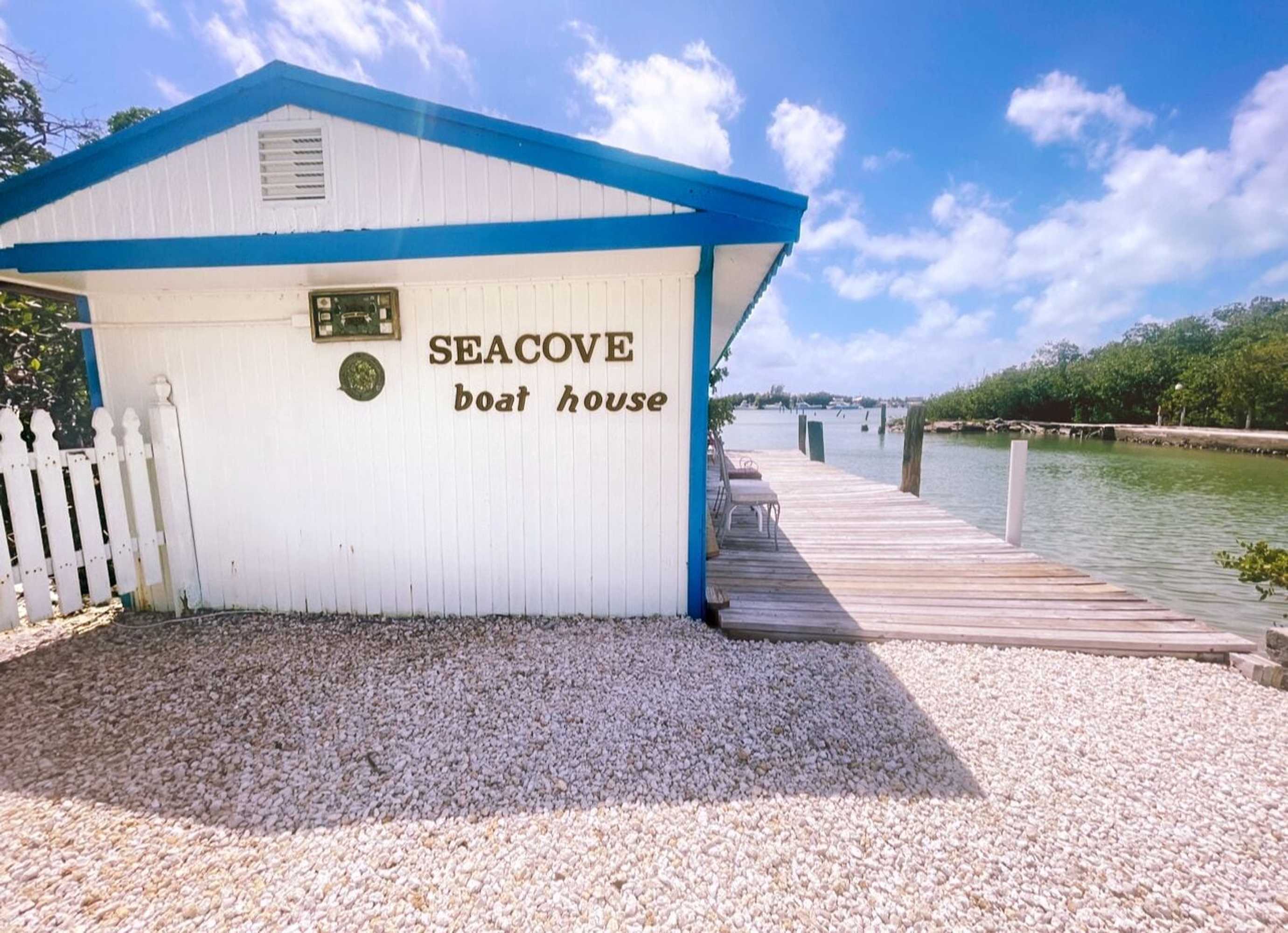 Gift card for Floating Sea Cove Resort & Marina Gift card for Floating Sea Cove Resort & Marina