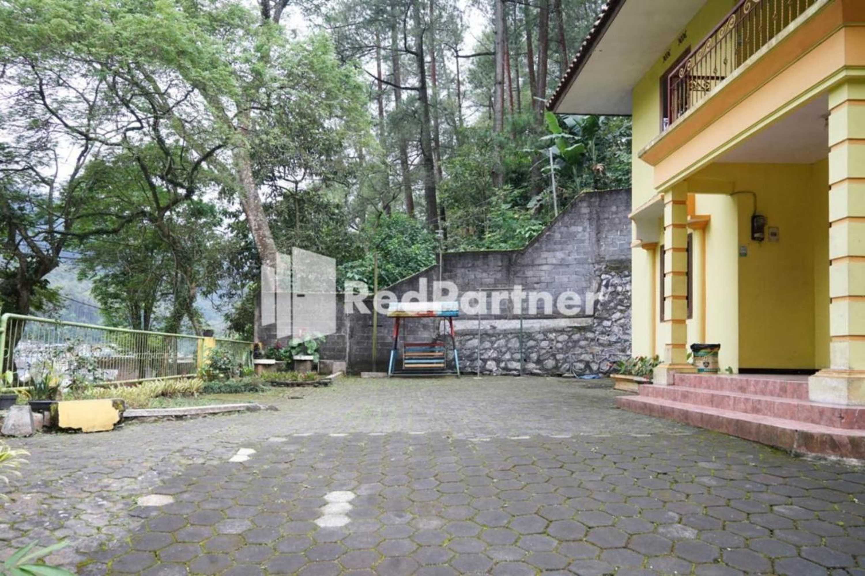 Gift card for Villa Handayani Songgoriti Redpartner