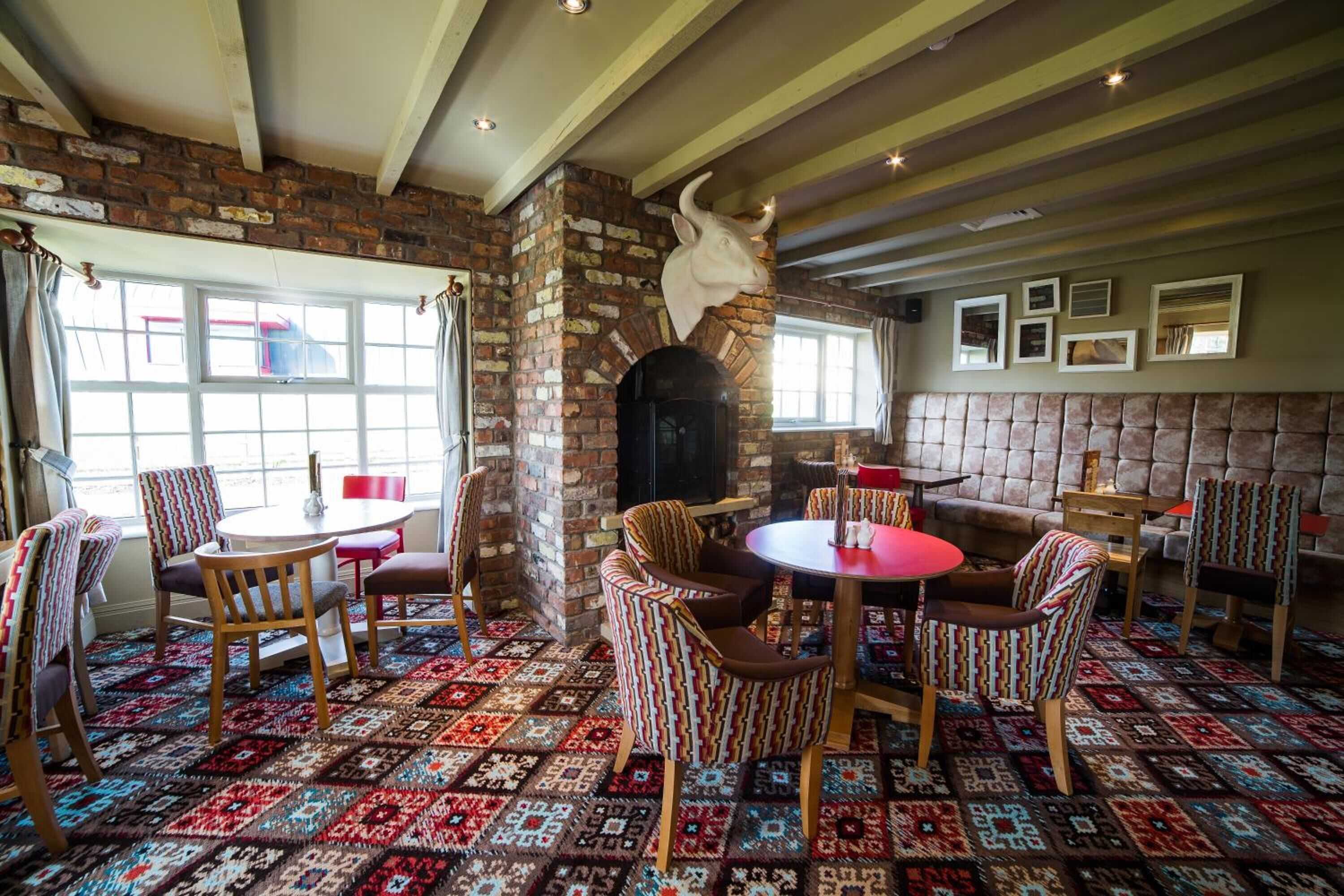 Gift card for Red Squirrel, Stevenston by Marston's Inns Gift card for Red Squirrel, Stevenston by Marston's Inns