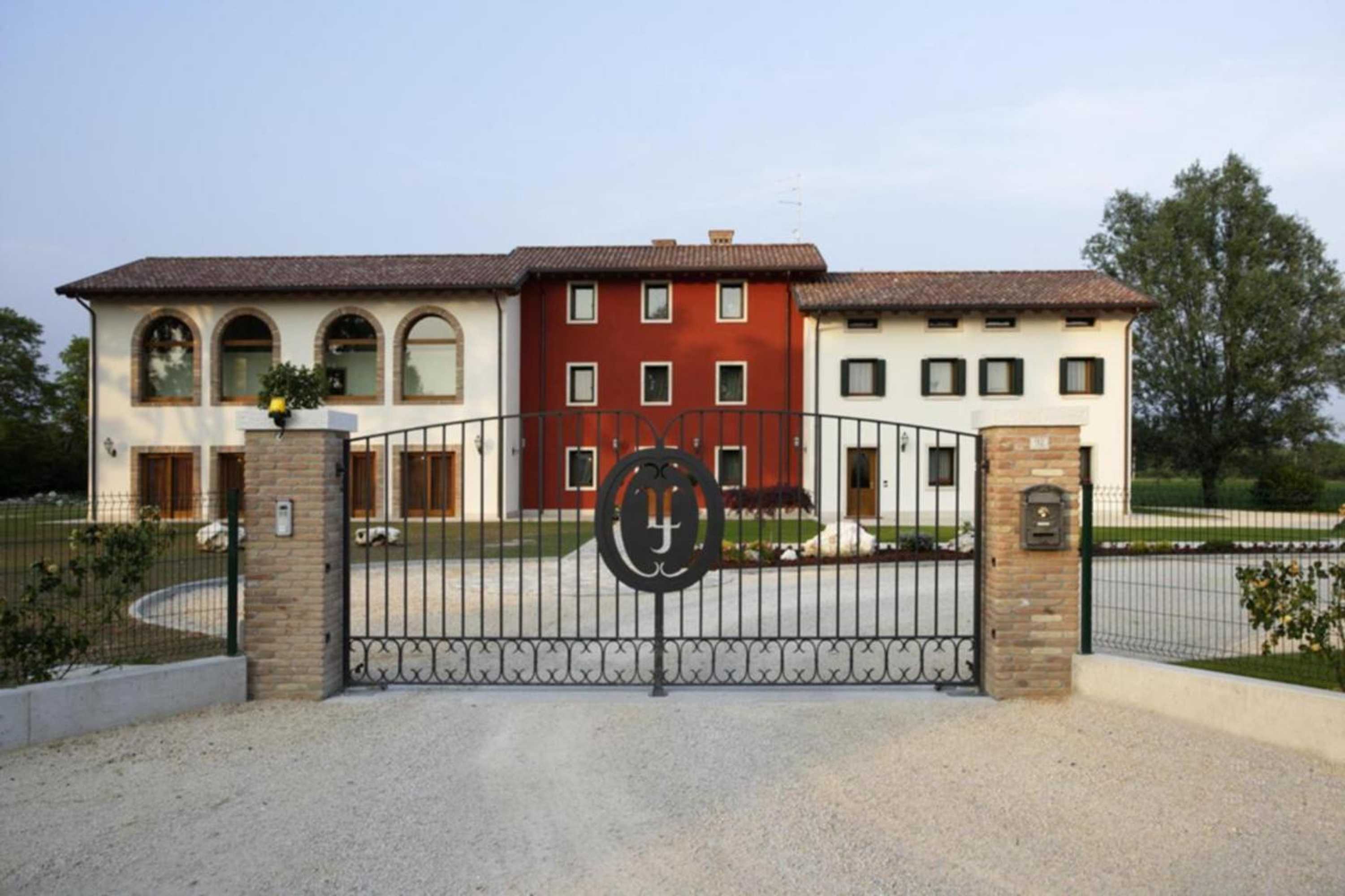 Gift card for Le Favole Agriturismo Ferienweingut